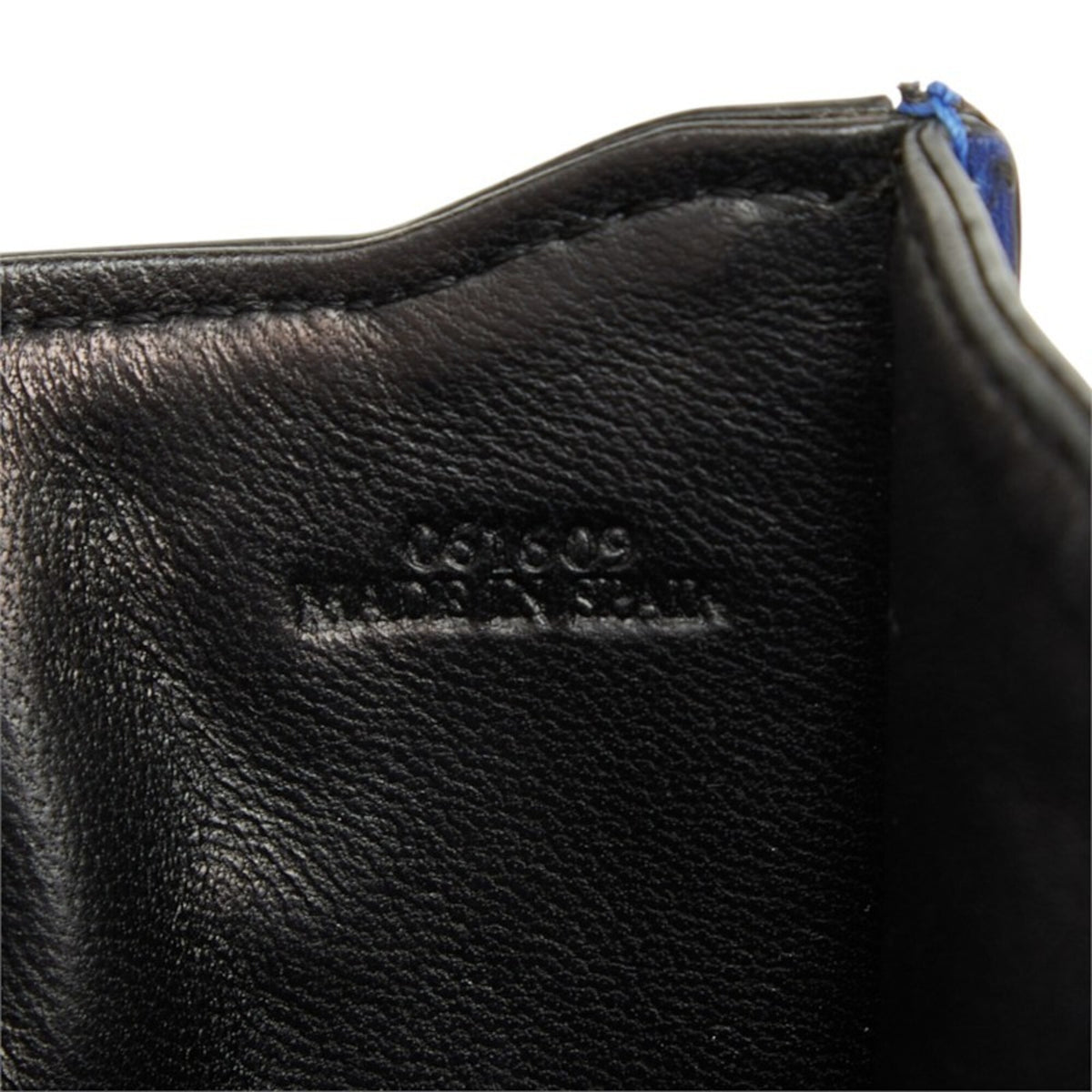 Loewe Barcelona Blue Leather Shoulder Bag (Pre-Owned)