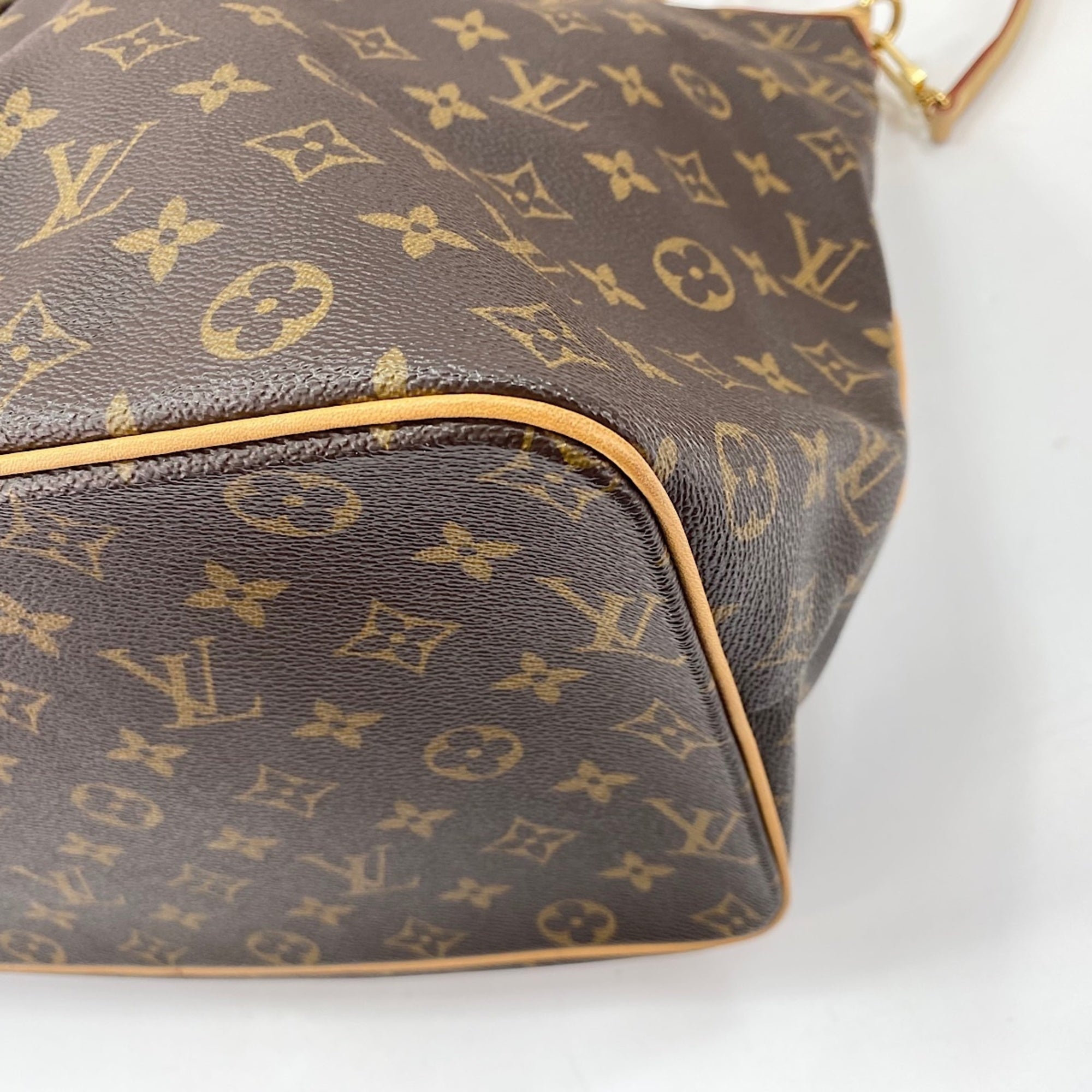 Louis Vuitton Monogram Brown Shoulder Bag (Pre-Owned)