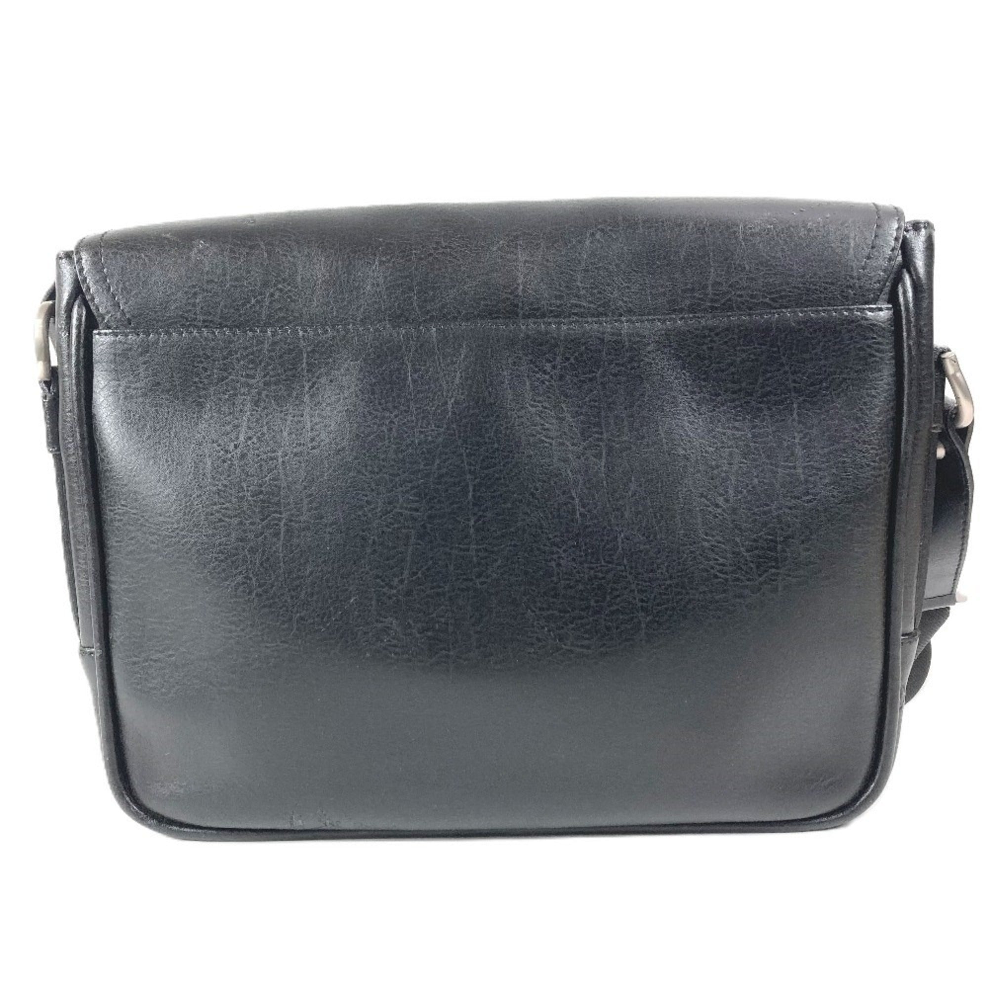 Salvatore Ferragamo Black Leather Messenger Bag Shoulder Bag (Pre-Owned)