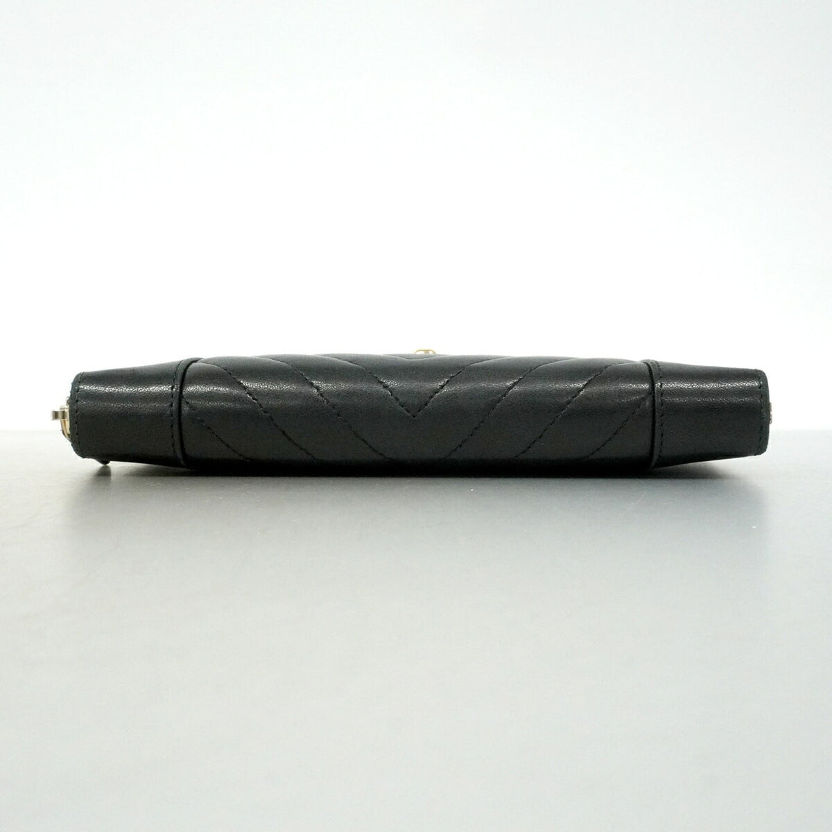 Chanel Black Leather Long Wallet (Bi-Fold) (Pre-Owned)