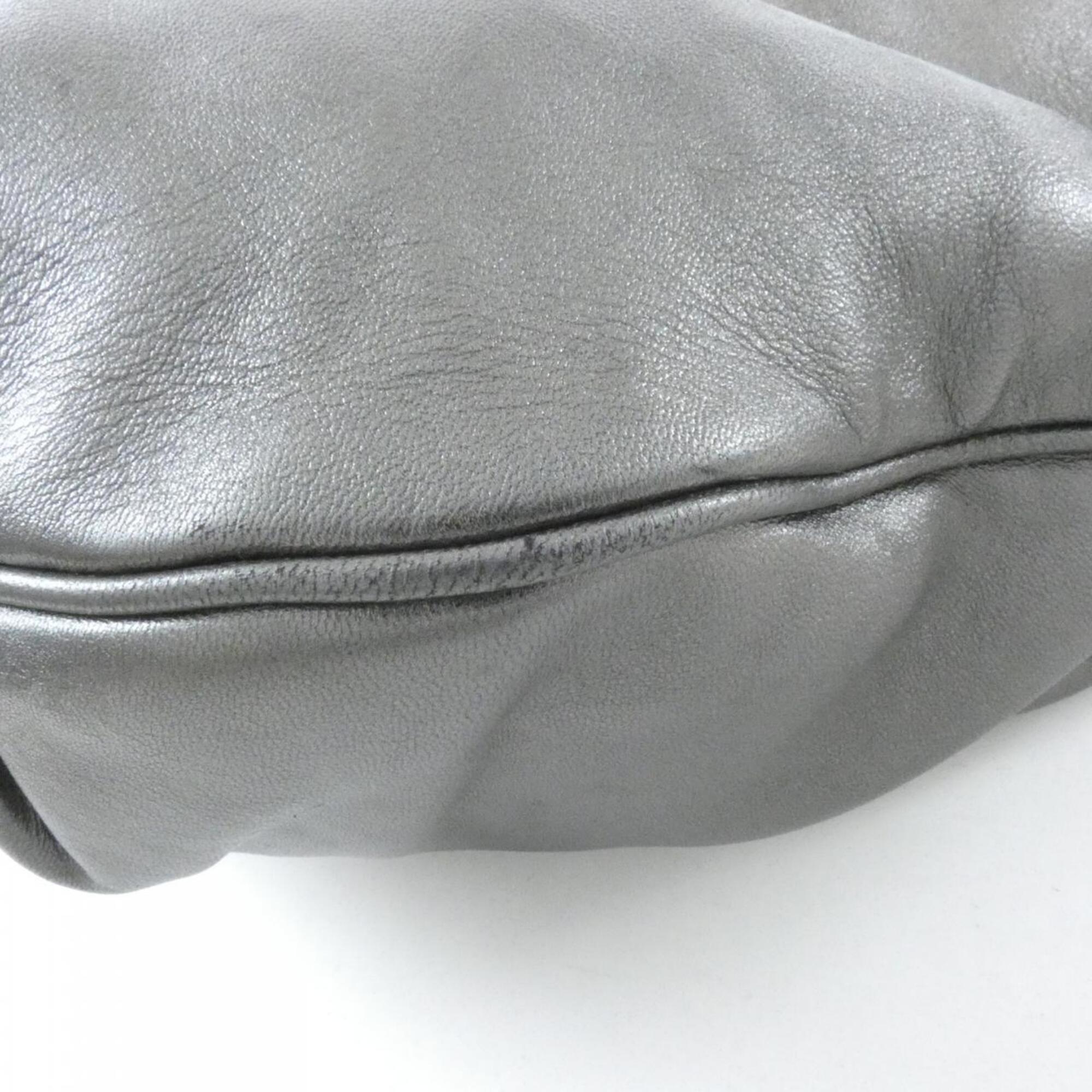 Loewe Silver Leather Shoulder Bag (Pre-Owned)