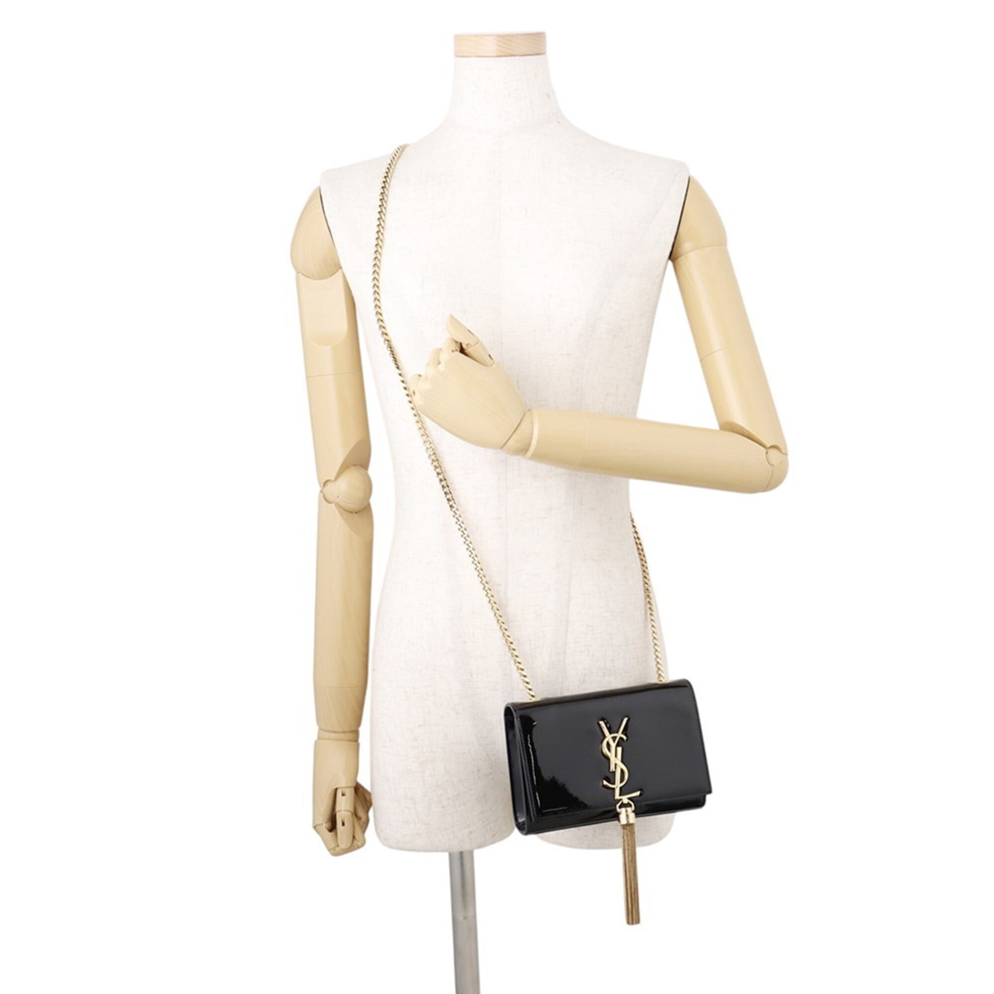 Yves Saint Laurent Black Patent Leather Handbag Shoulder Bag (Pre-Owned)