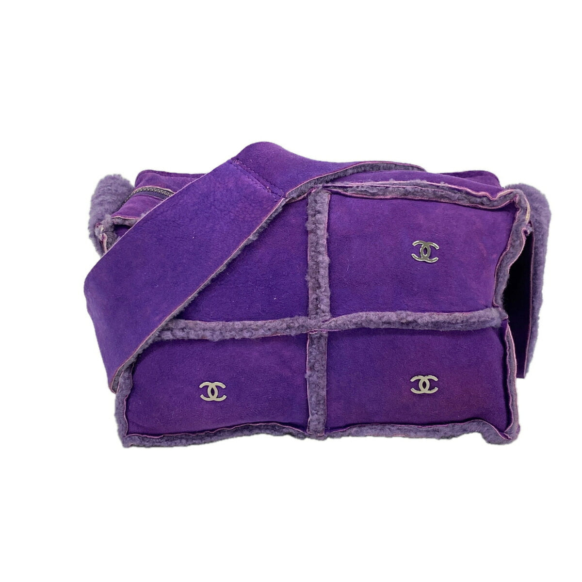 Chanel Purple Shoulder Bag (Pre-Owned)