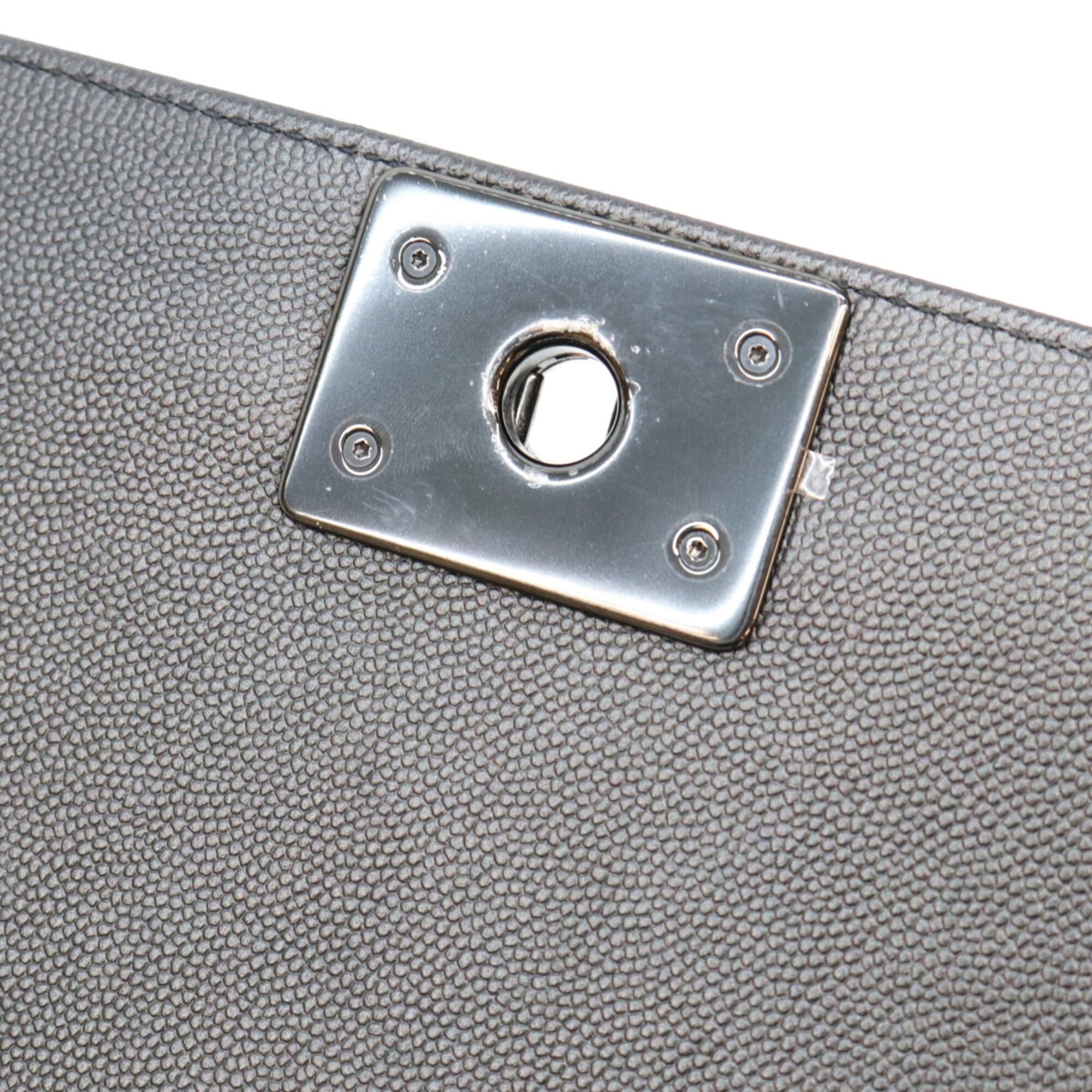 Chanel Black Grained Calfskin Shoulder Bag (Pre-Owned)