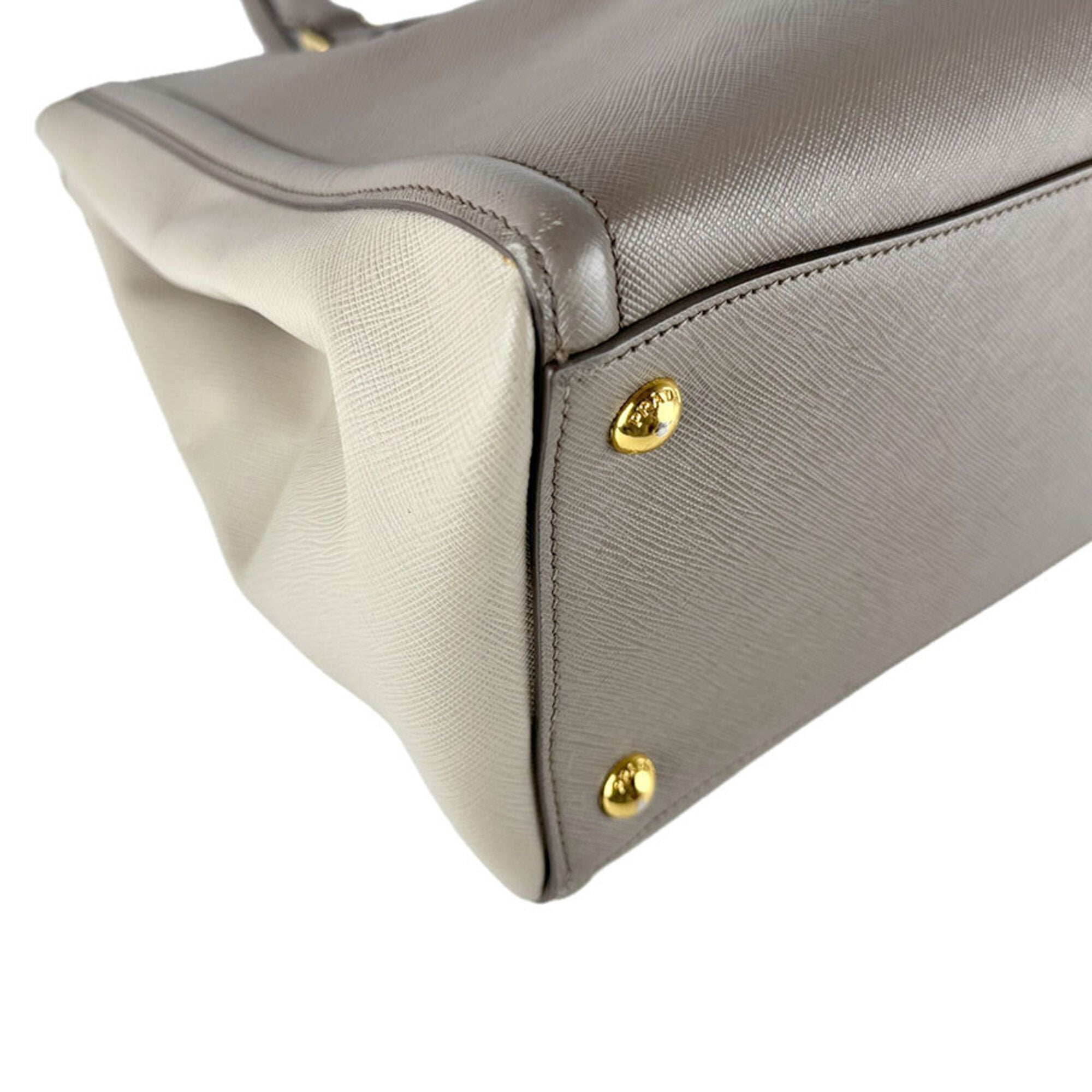 Prada Gray Leather Handbag Shoulder Bag (Pre-Owned)