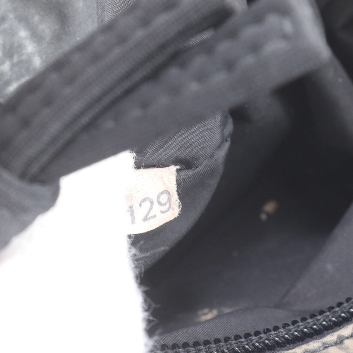 Miu Miu Black Handbag Shoulder Bag Tote Bag (Pre-Owned)