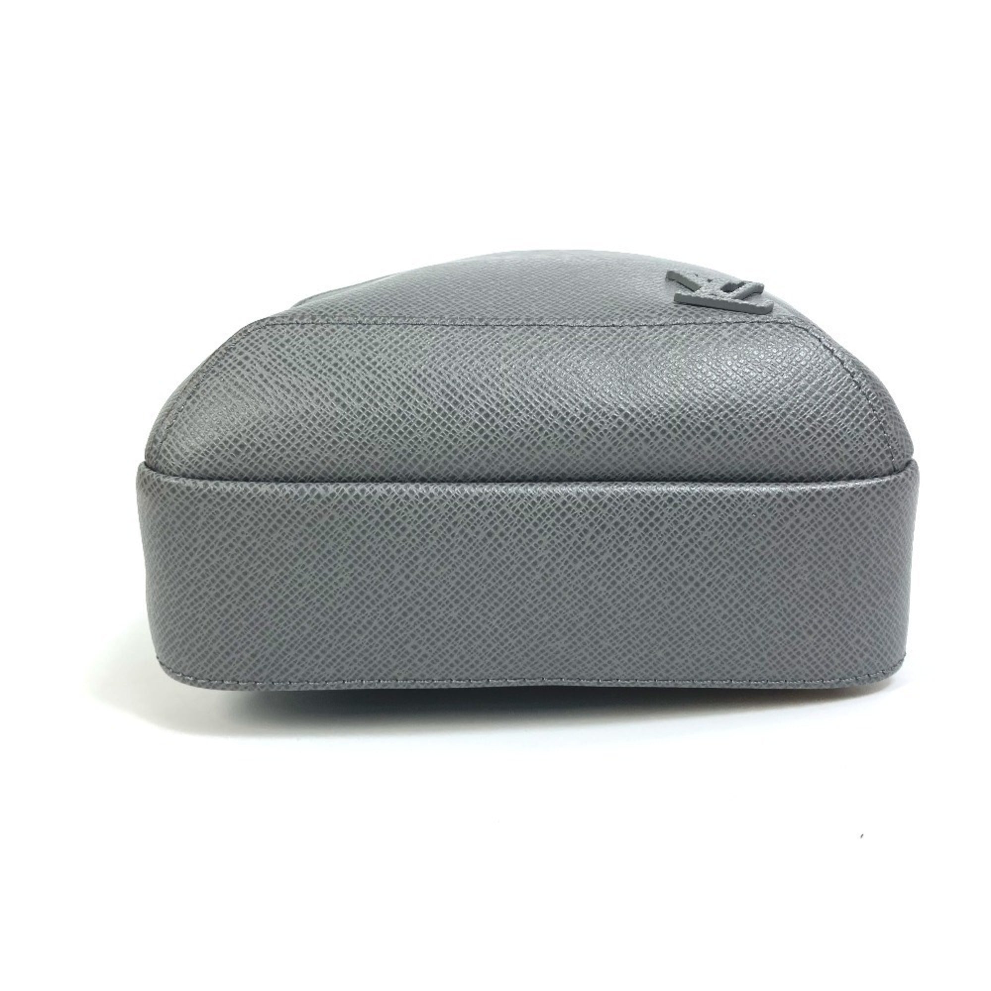 Louis Vuitton Taiga Gray Gris Taiga Leather Shoulder Bag (Pre-Owned)