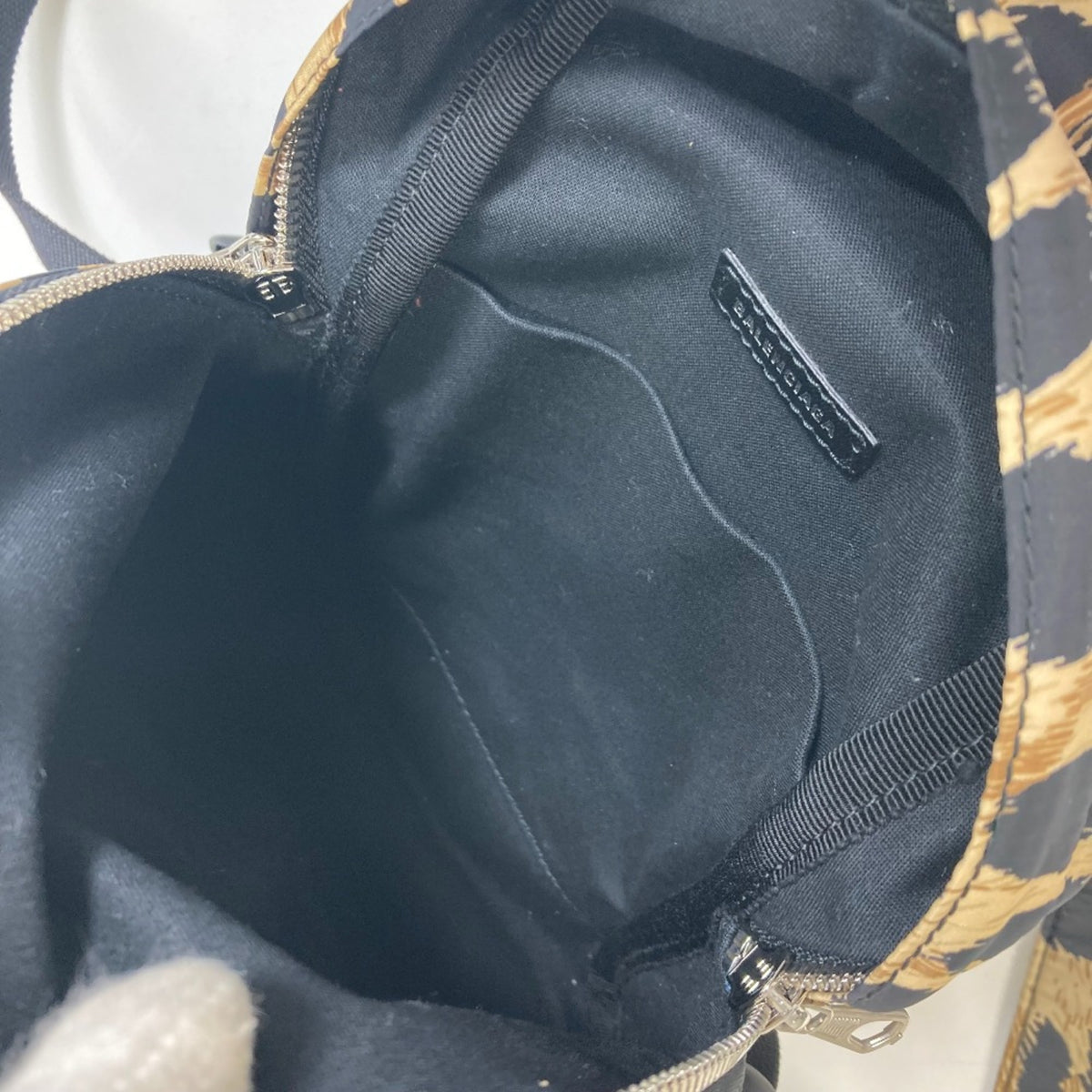 Balenciaga Beige Cloth Backpack (Pre-Owned)