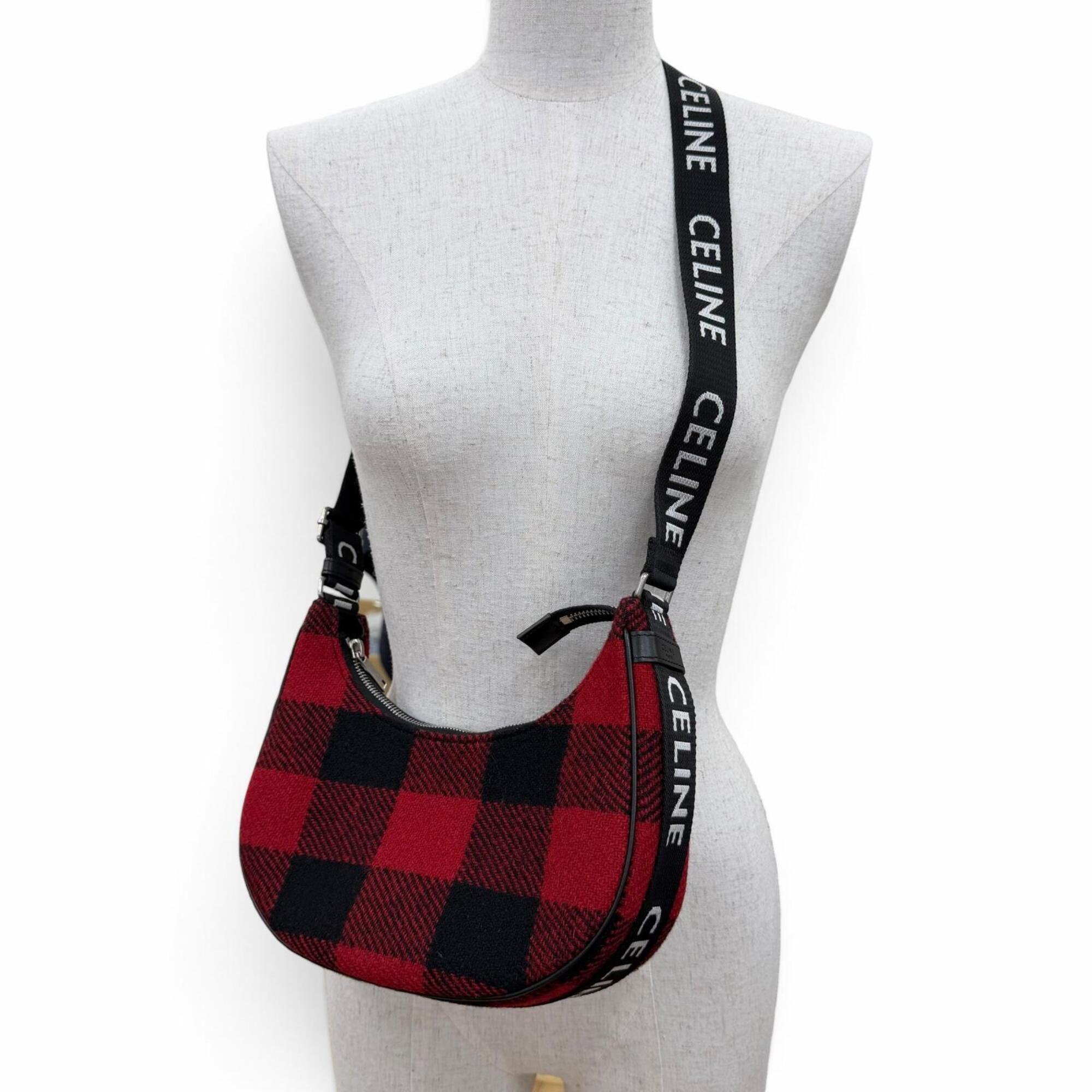 Celine Black Red Color Leather Shoulder Bag (Pre-Owned)