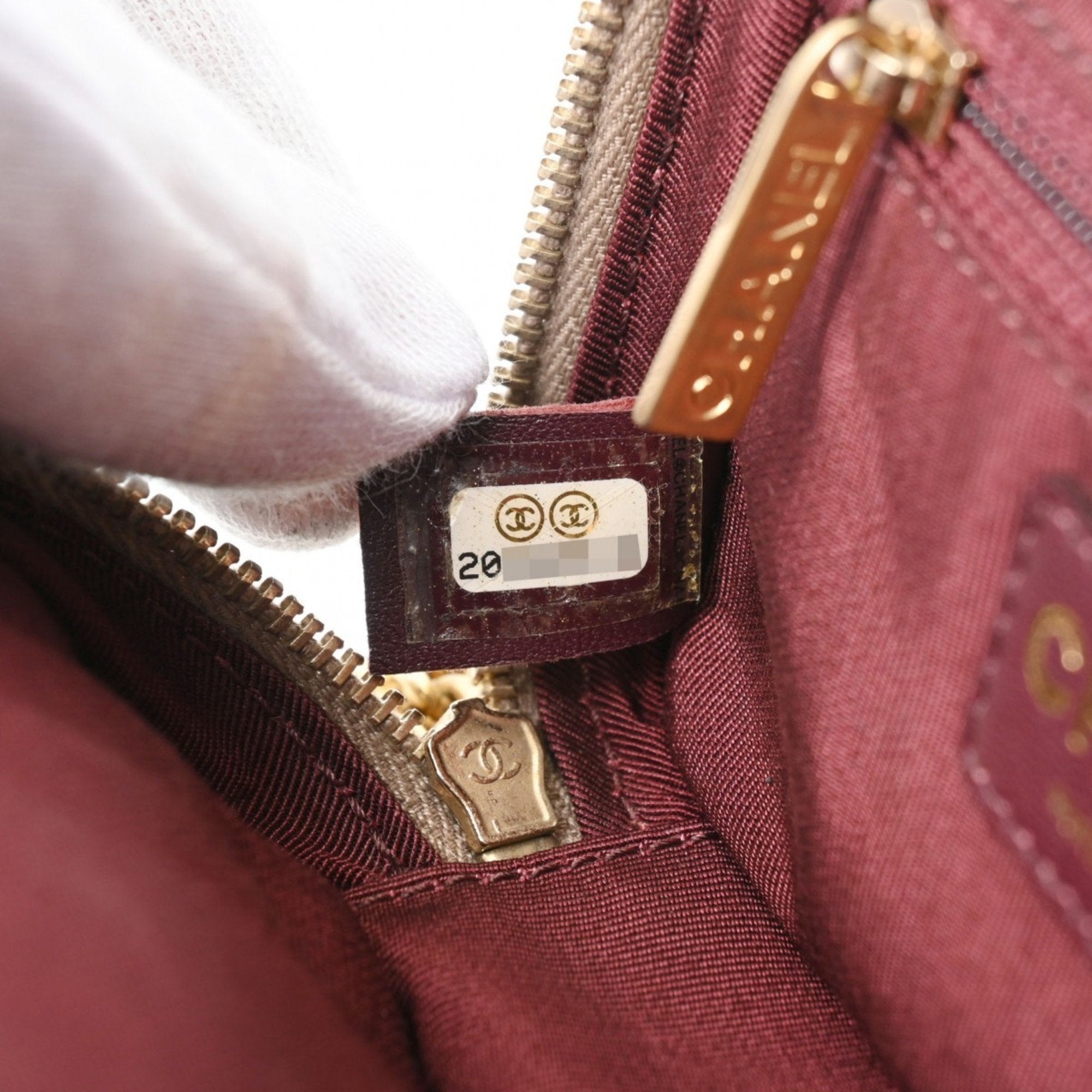 Chanel Bronze Leather Shoulder Bag (Pre-Owned)