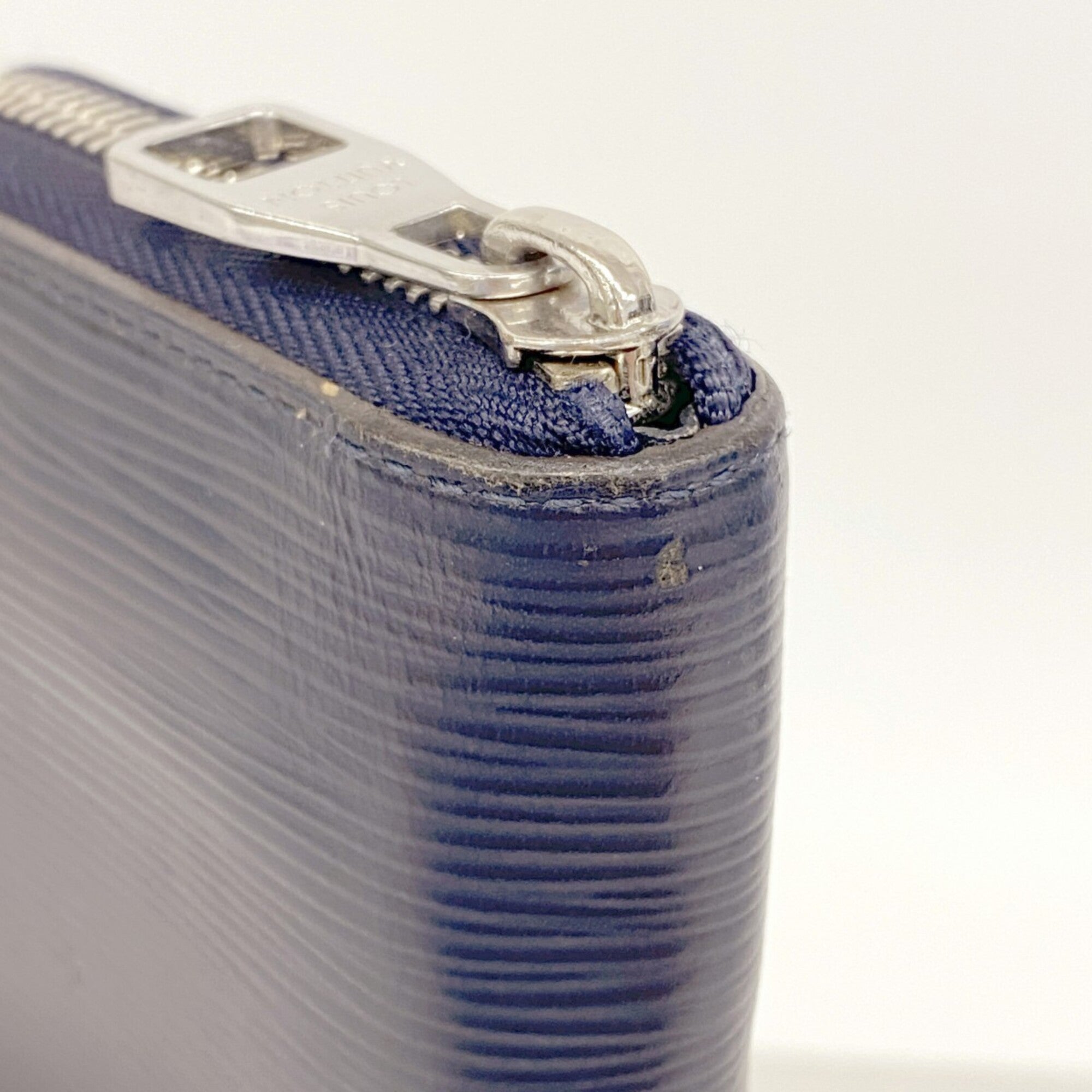 Louis Vuitton Navy Blue Long Wallet (Bi-Fold) (Pre-Owned)