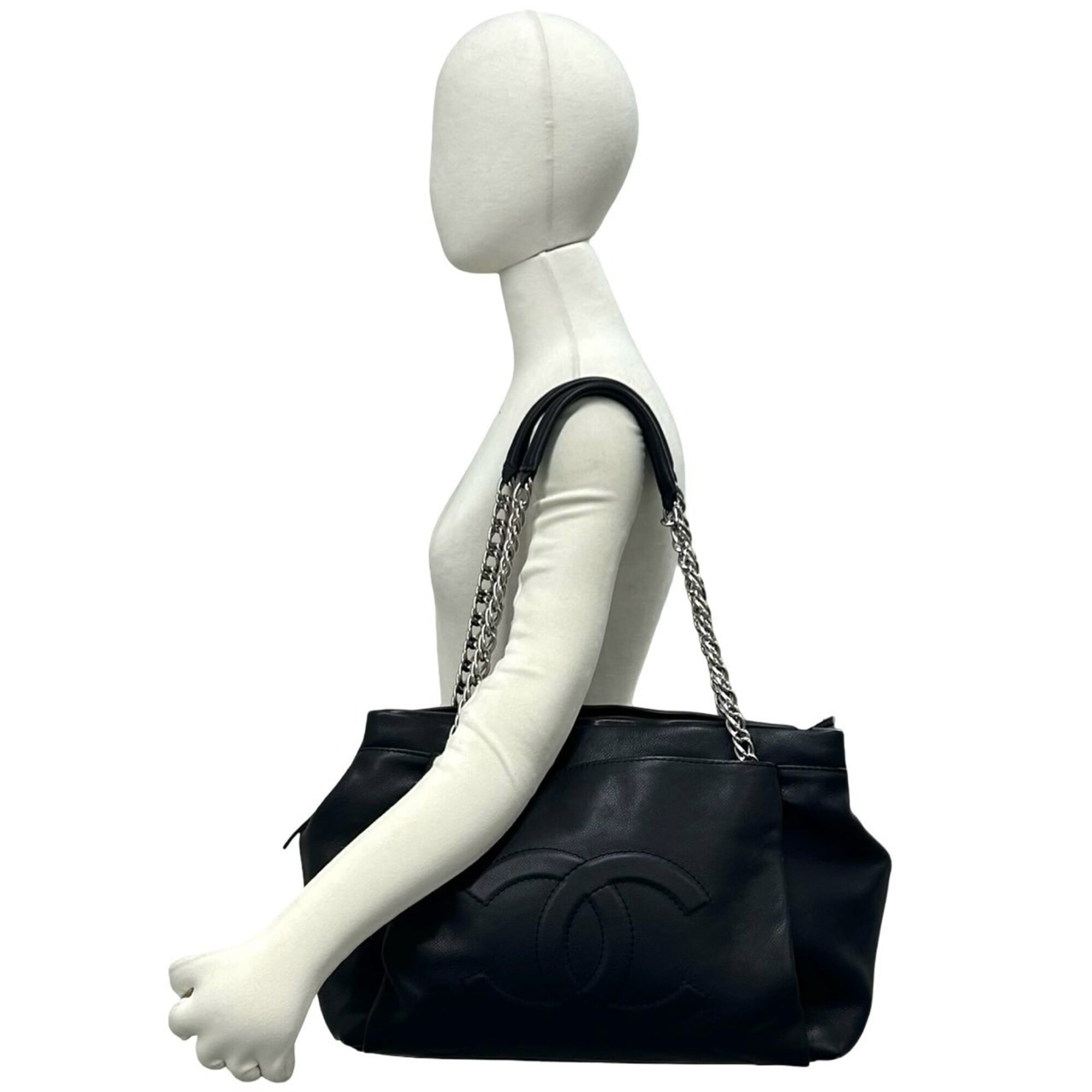 Chanel Black Grained Calfskin Shoulder Bag Tote Bag (Pre-Owned)