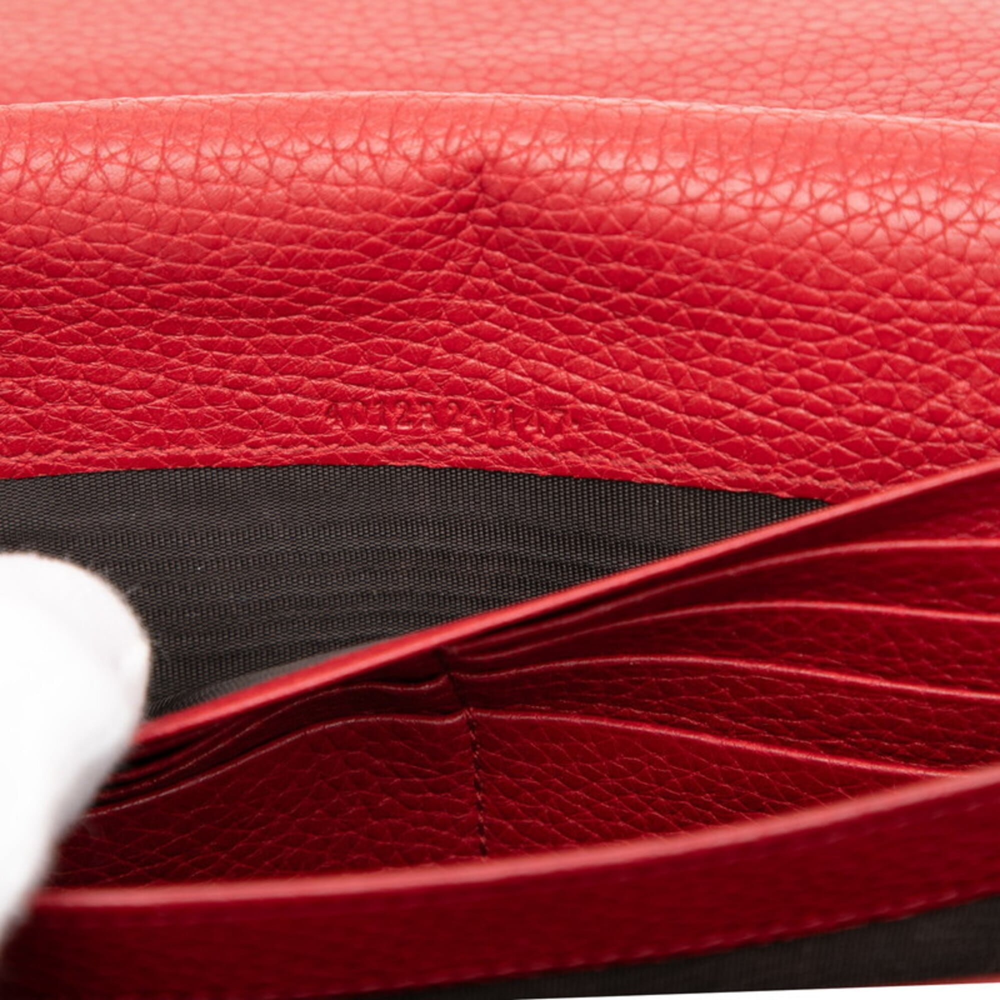 Gucci Red Color Leather Shoulder Bag (Pre-Owned)