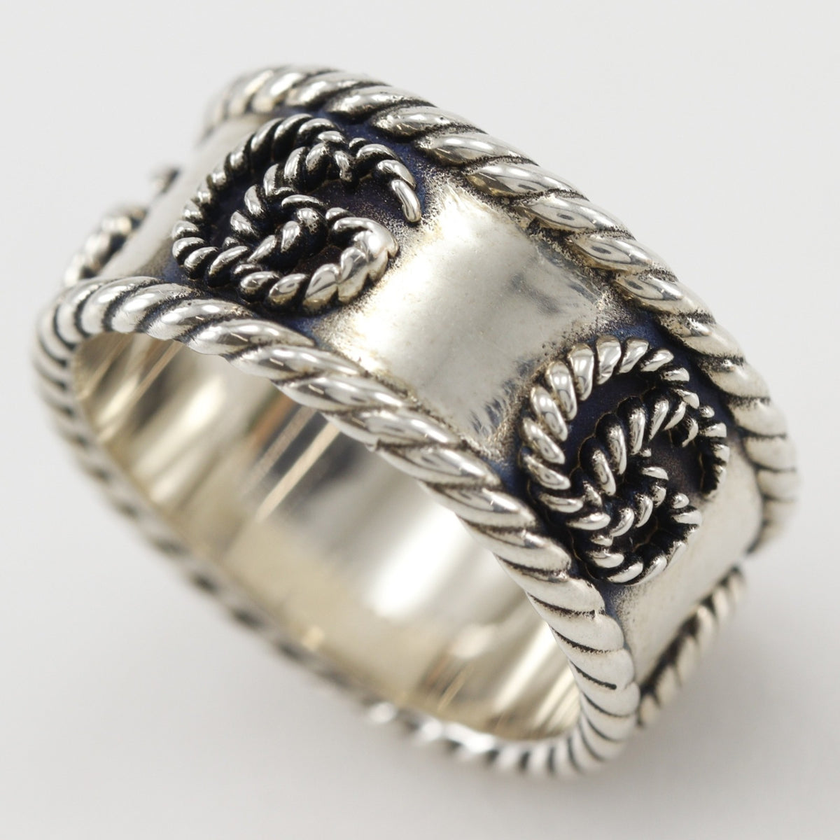 Gucci Silver 925 Band Ring (Pre-Owned)