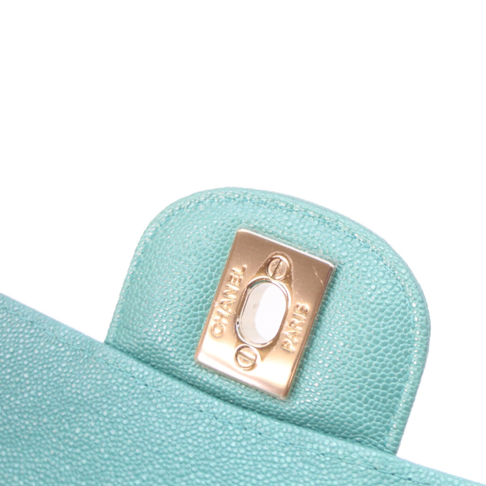 Chanel Green Grained Calfskin Shoulder Bag (Pre-Owned)
