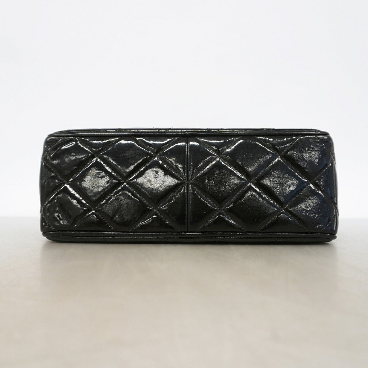 Chanel Black Patent Leather Shoulder Bag (Pre-Owned)