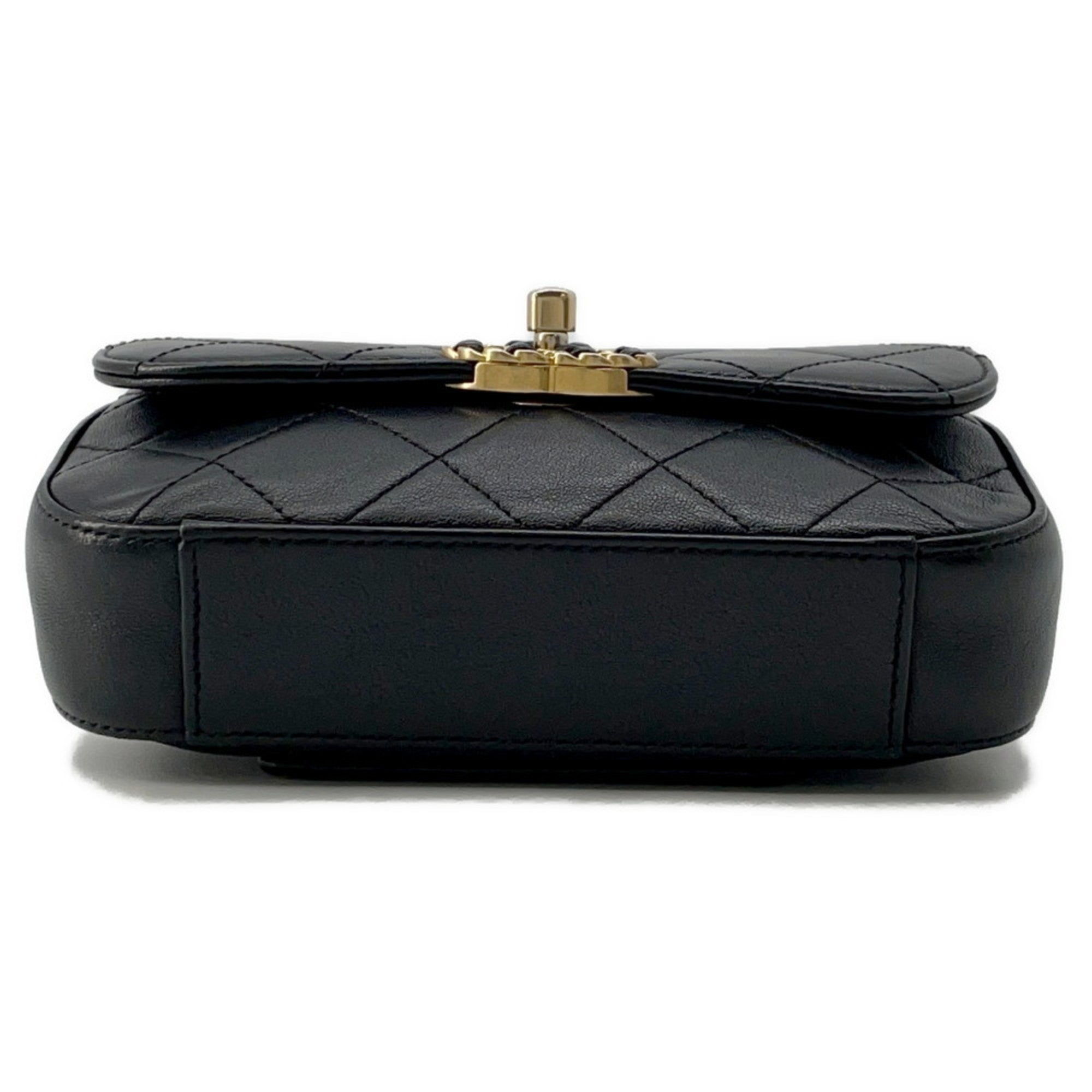 Chanel Black Leather Fanny Pack (Pre-Owned)