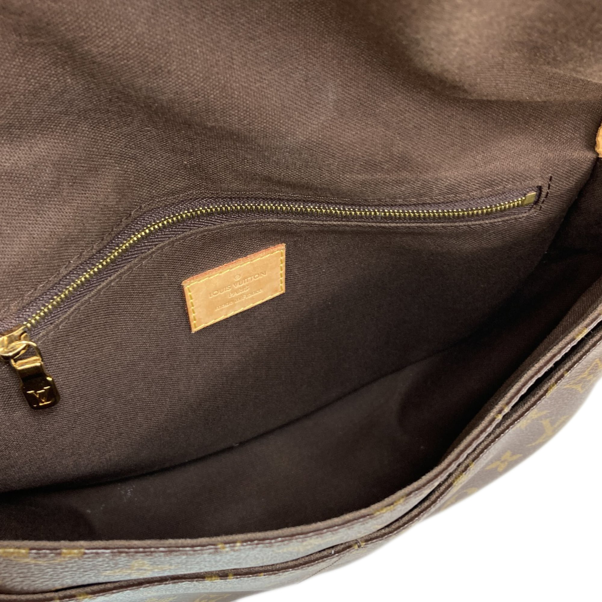 Louis Vuitton Monogram Monogram Canvas Shoulder Bag (Pre-Owned)