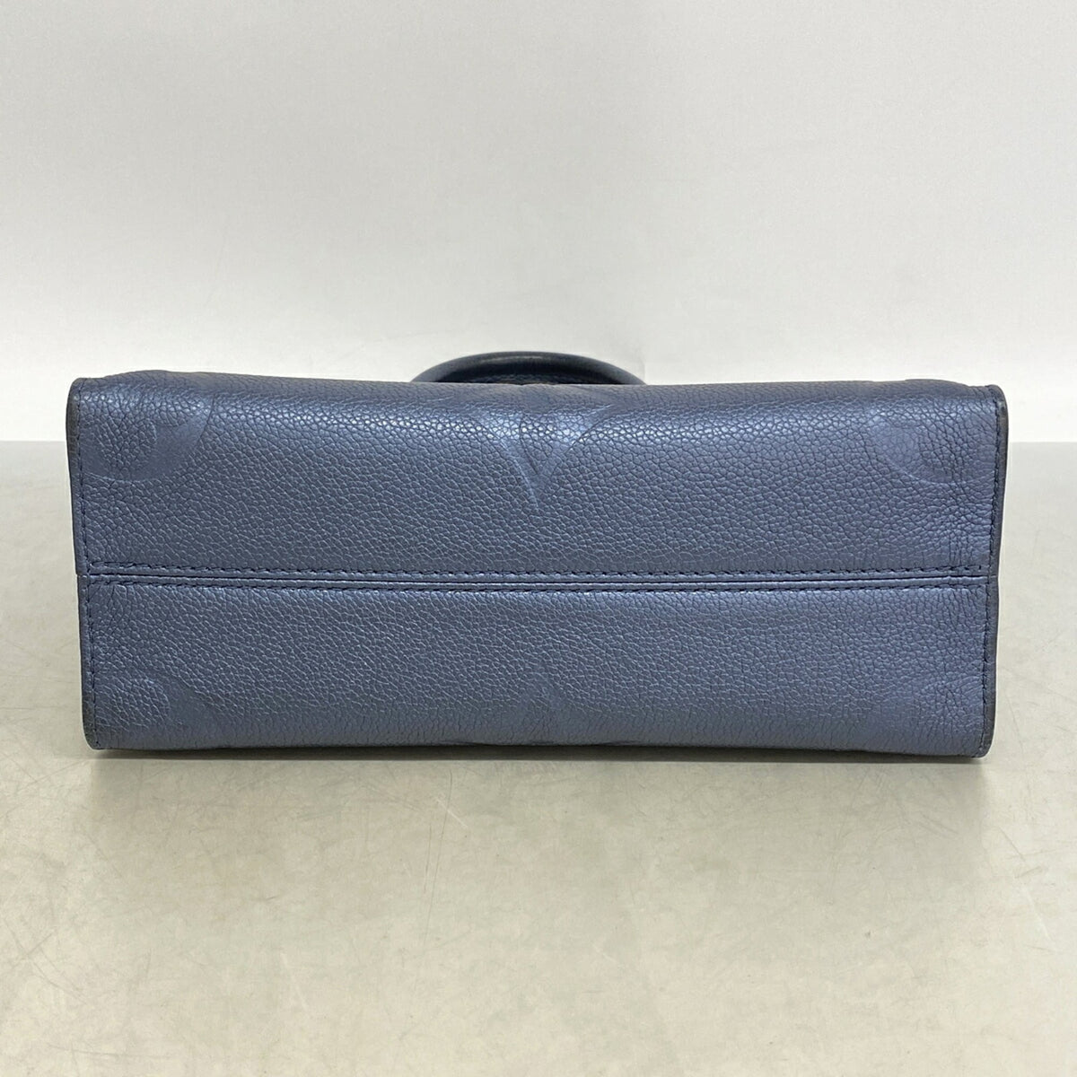 Louis Vuitton Blue Handbag (Pre-Owned)