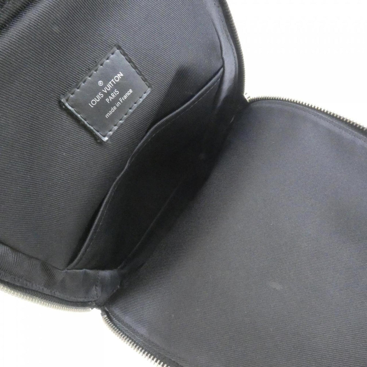 Louis Vuitton Gray Coated Canvas Shoulder Bag (Pre-Owned)