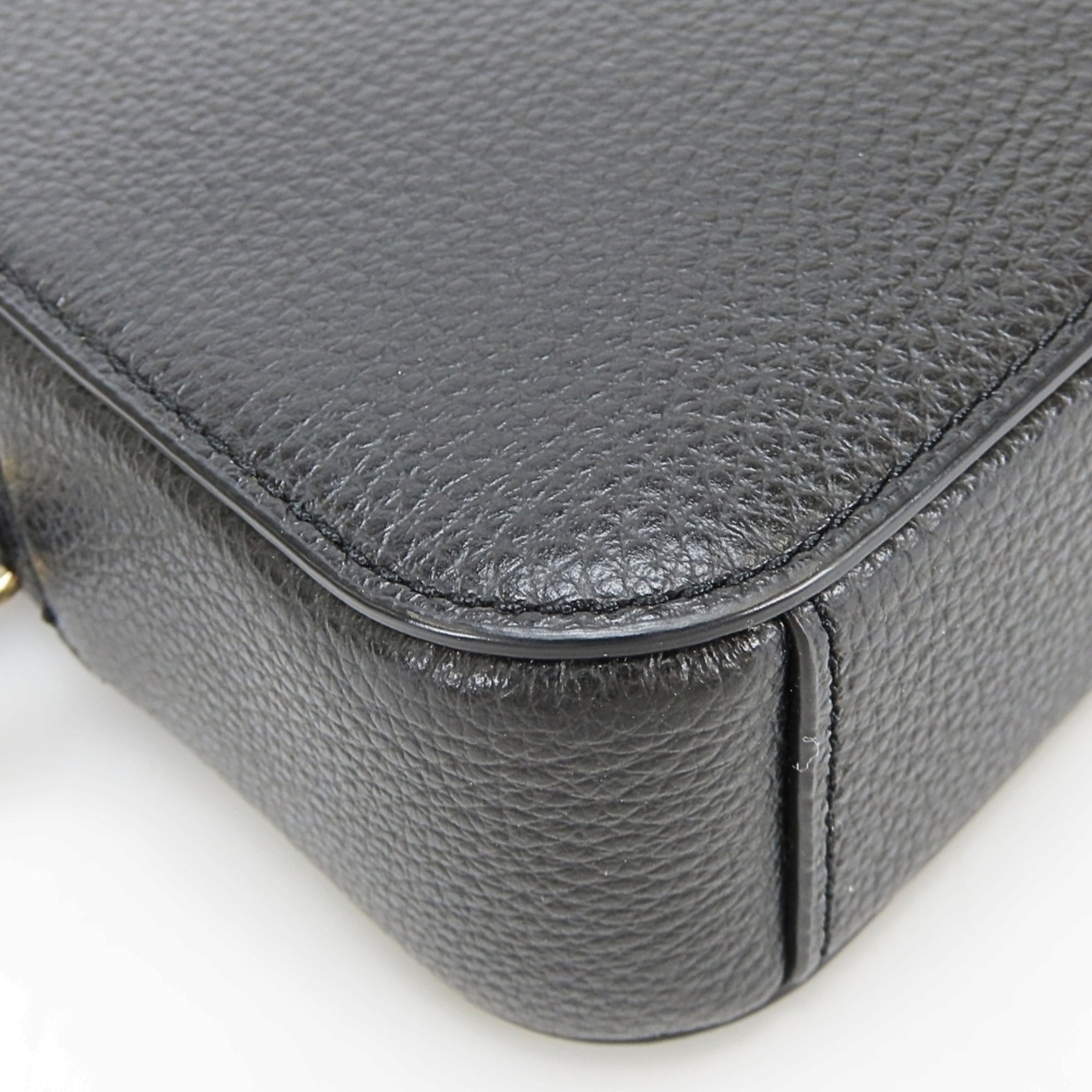 Coach Black Leather Pochette Shoulder Bag (Pre-Owned)