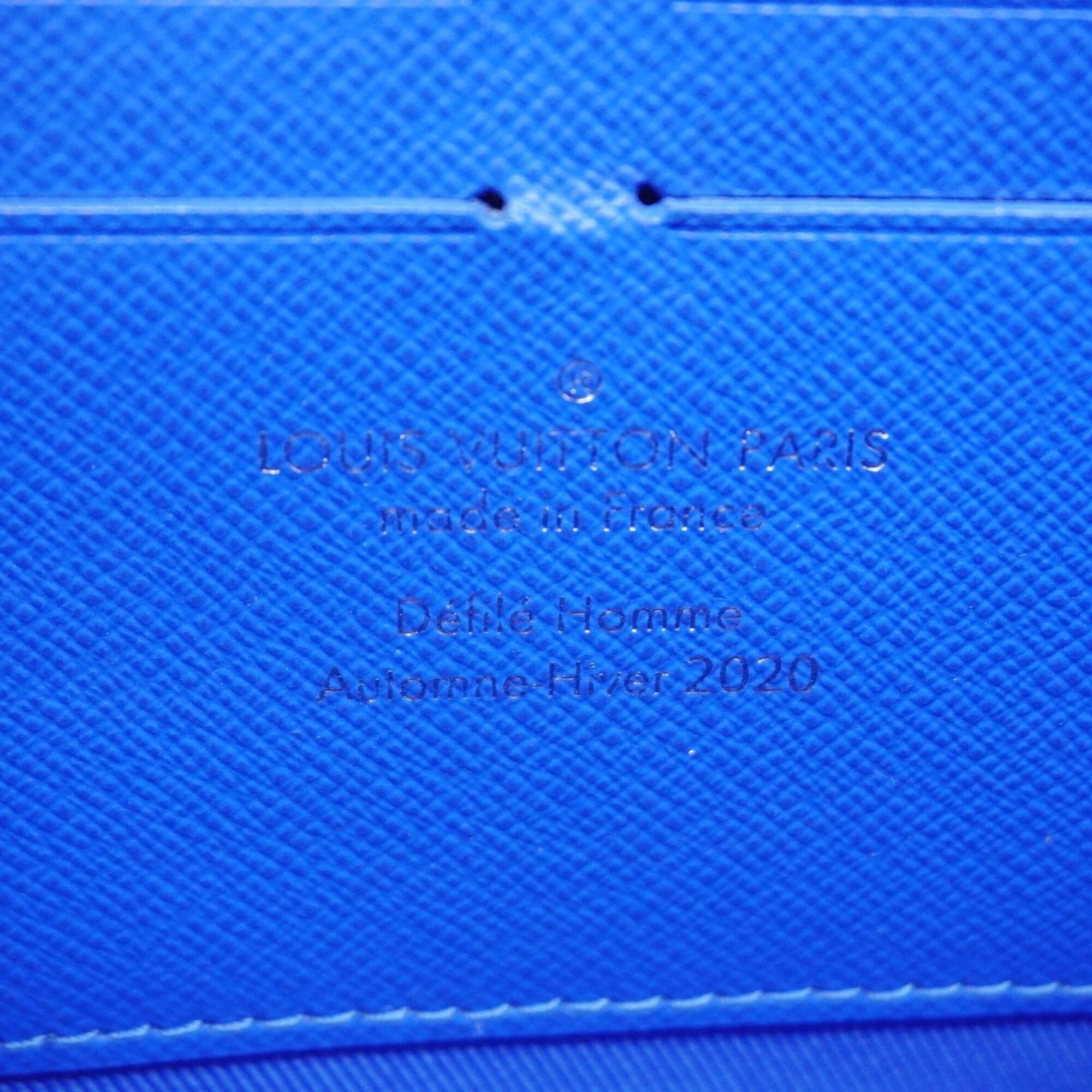 Louis Vuitton Blue White Shoulder Bag (Pre-Owned)