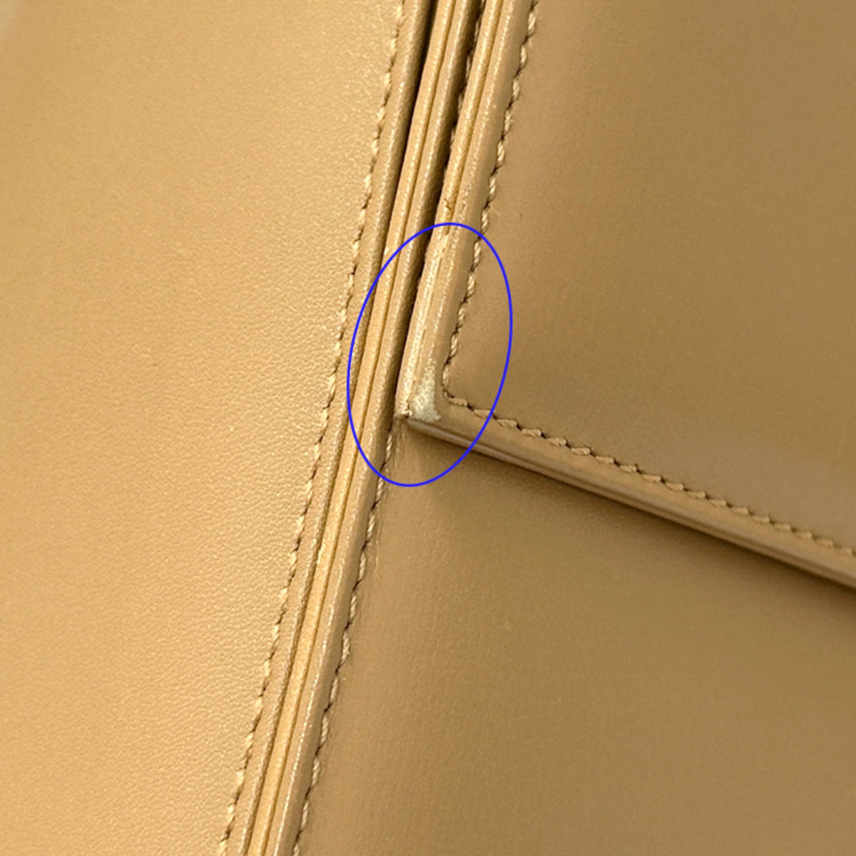 Salvatore Ferragamo Beige Leather Handbag (Pre-Owned)