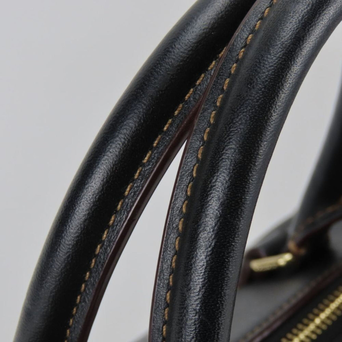Coach Black Dark Brown Leather Handbag (Pre-Owned)