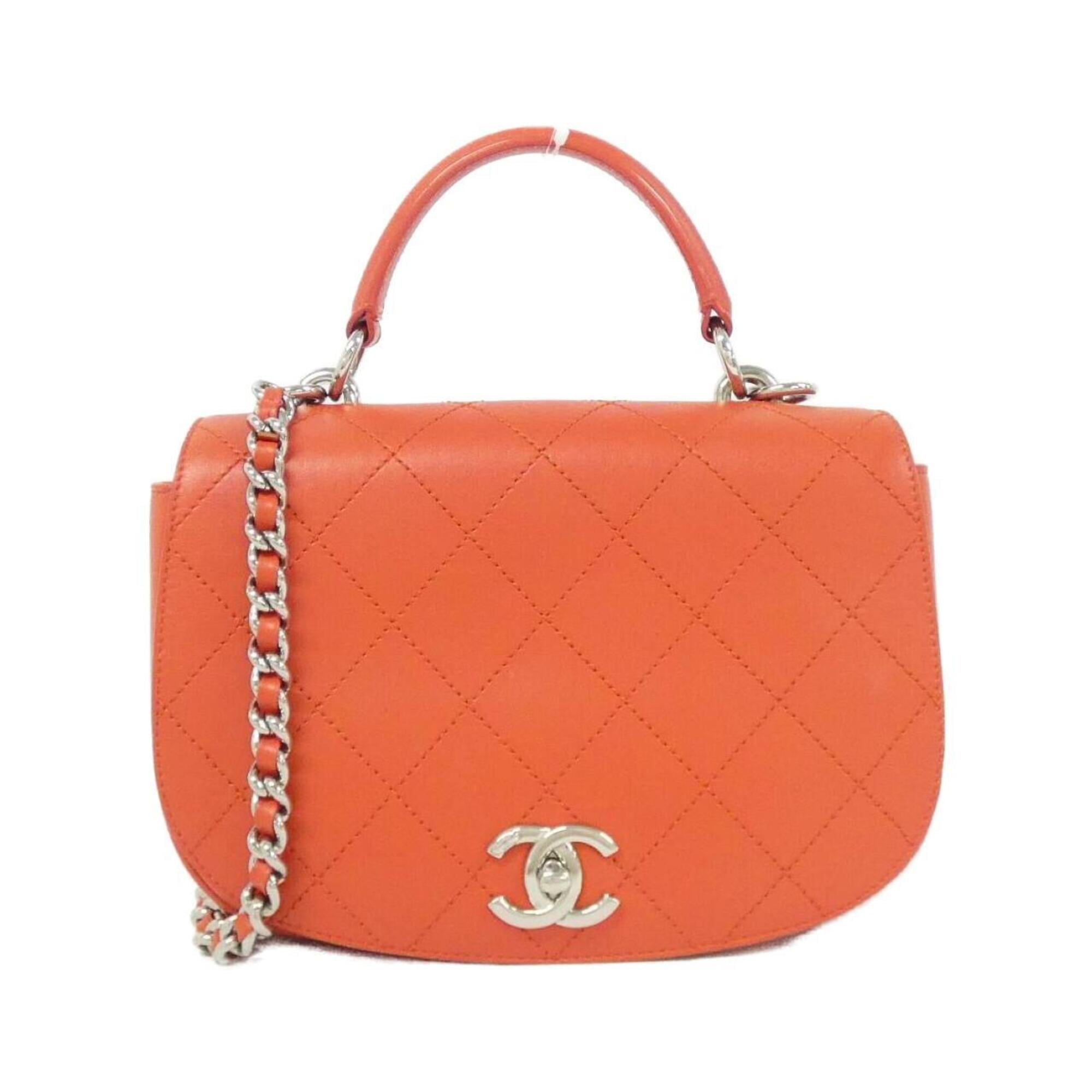 Chanel Red Color Leather Handbag (Pre-Owned)