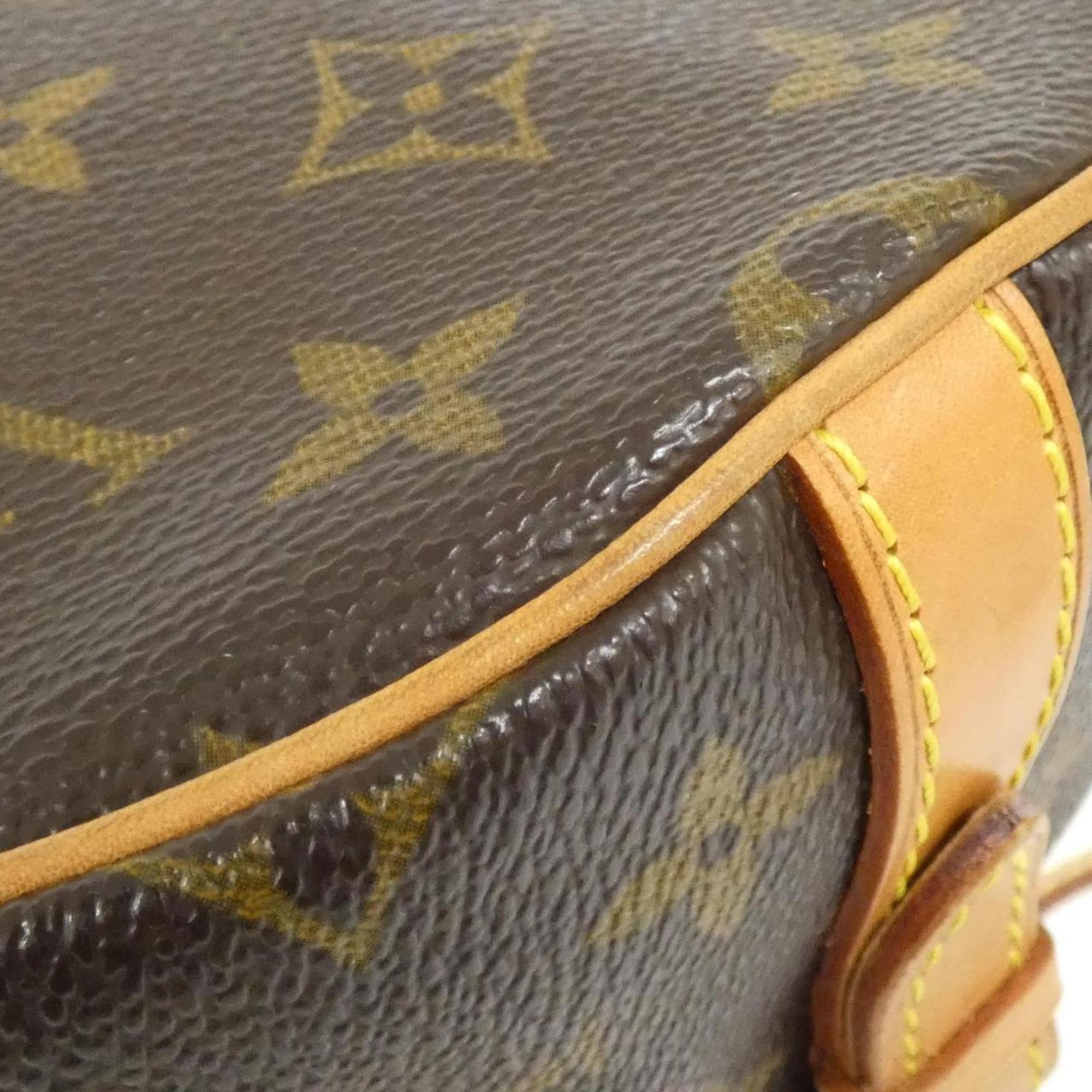 Louis Vuitton Marron Coated Canvas Shoulder Bag (Pre-Owned)