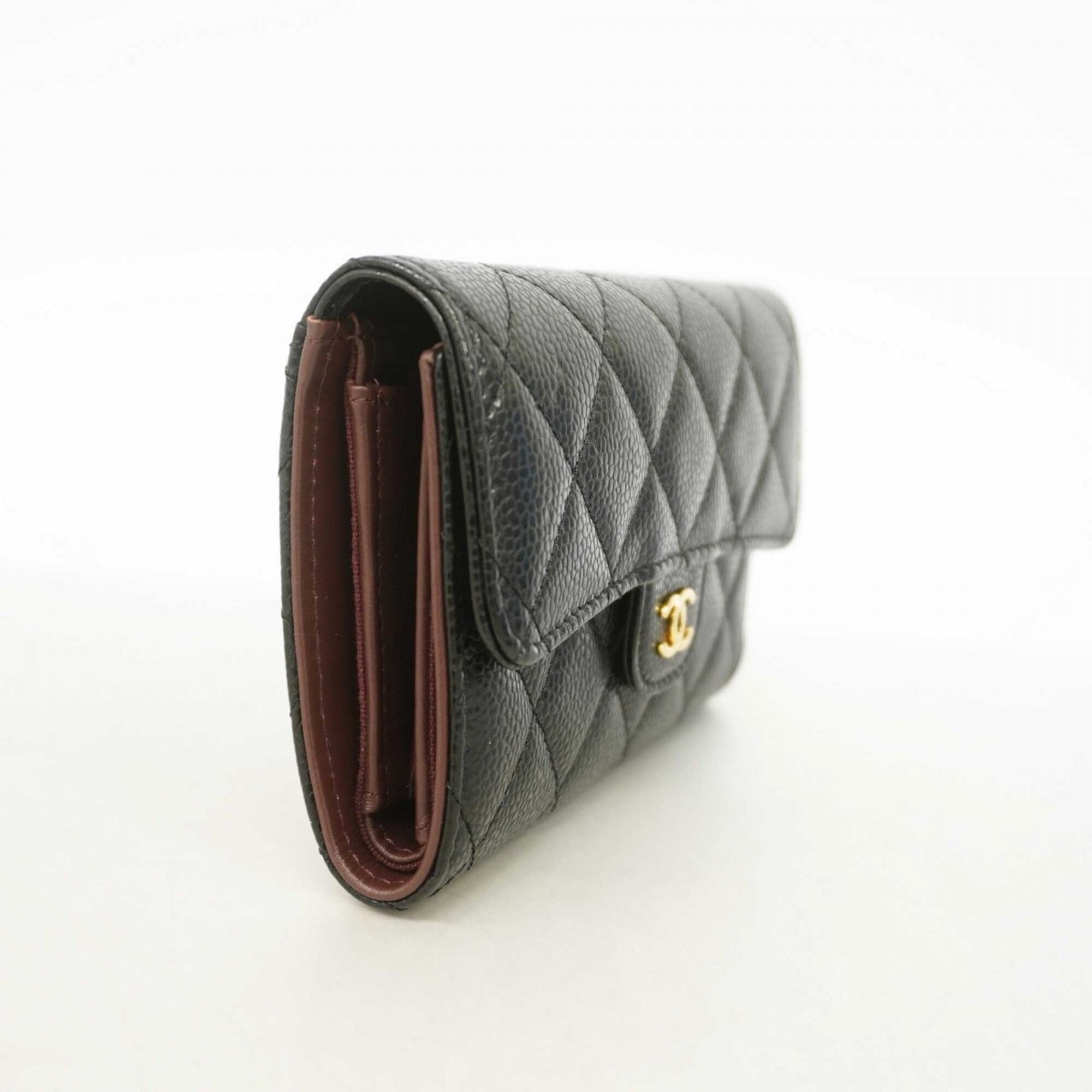 Chanel Black Grained Calfskin Wallet (Tri-Fold) (Pre-Owned)