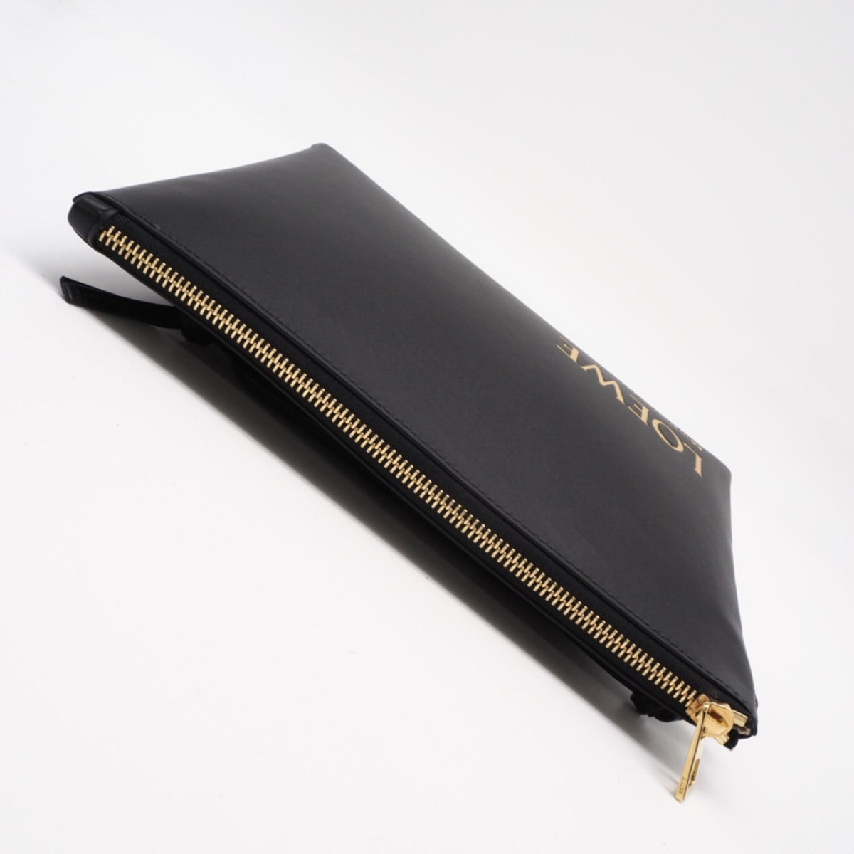 Loewe Black Leather Clutch Bag (Pre-Owned)