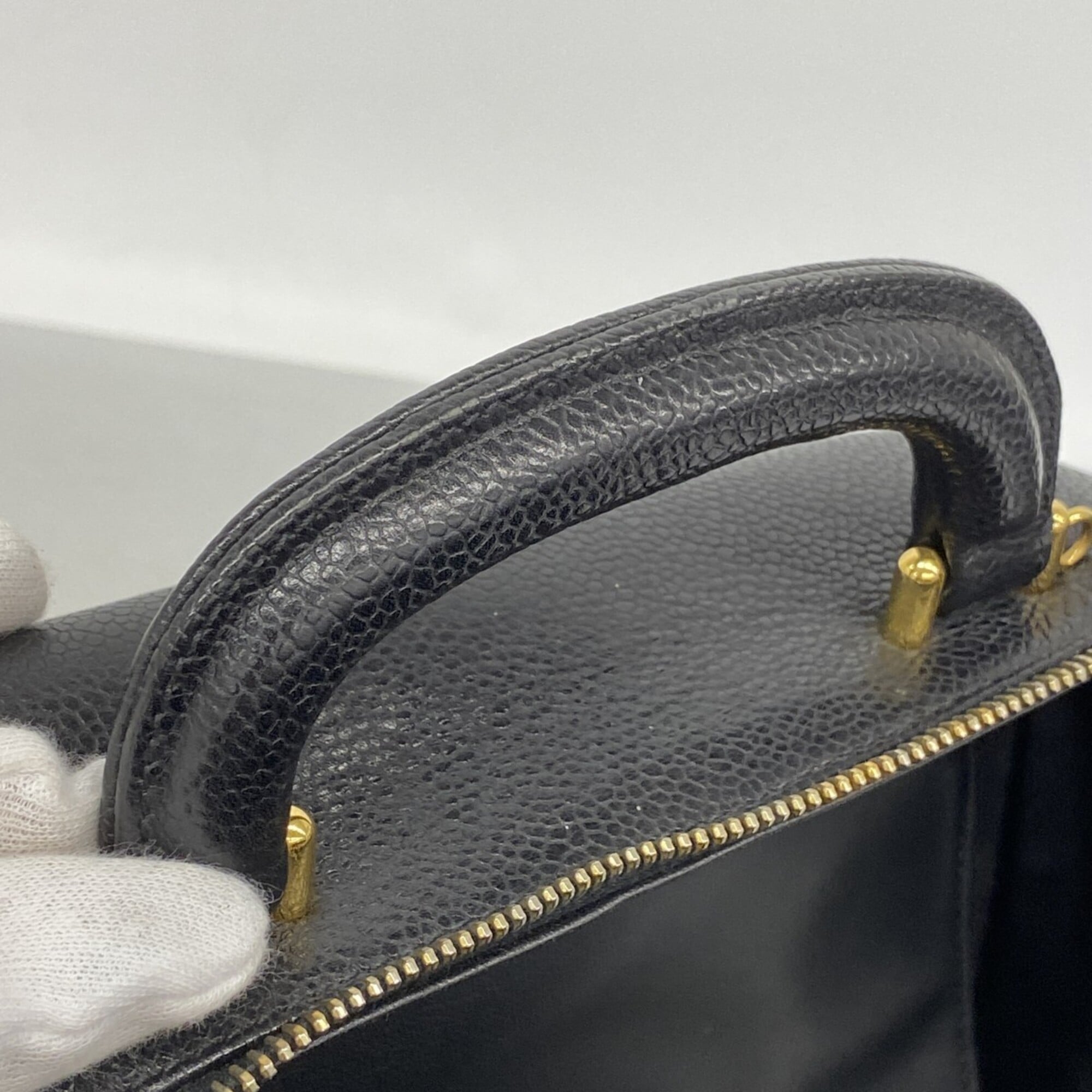 Chanel Black Grained Calfskin Vanity Bag (Pre-Owned)