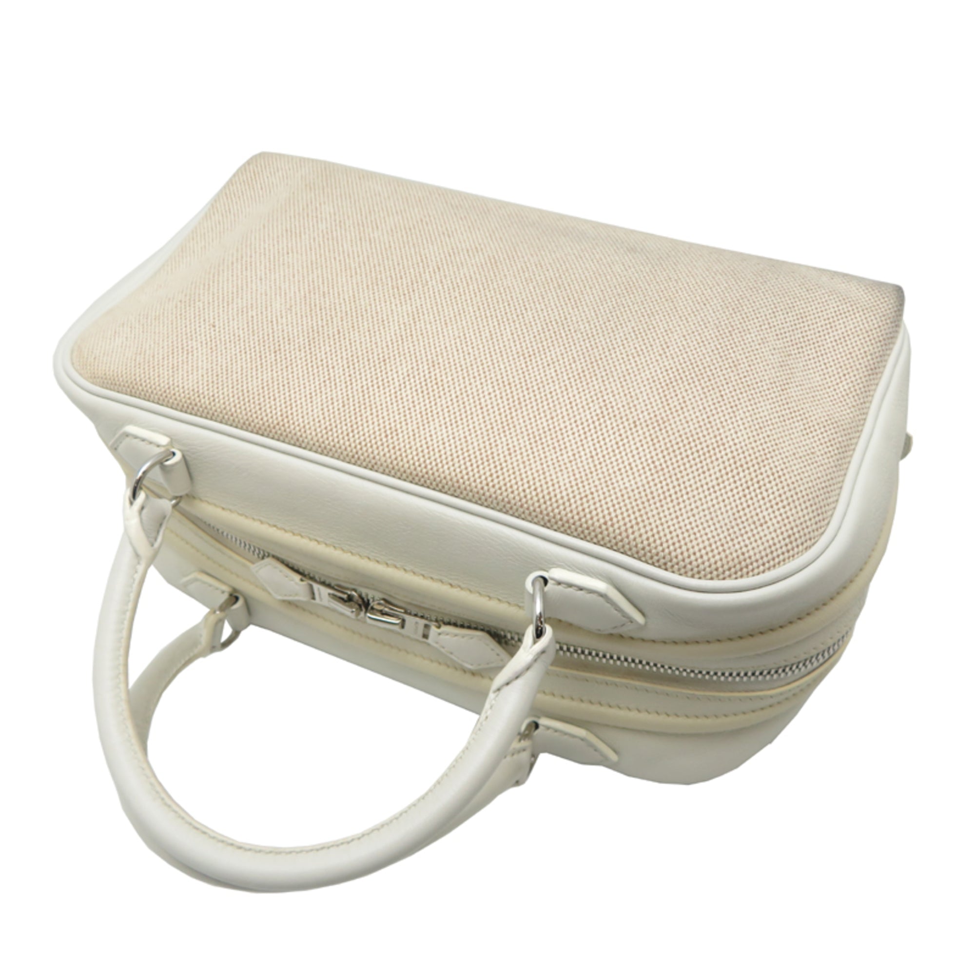 Hermes White Swift Leather Boston Bag (Pre-Owned)
