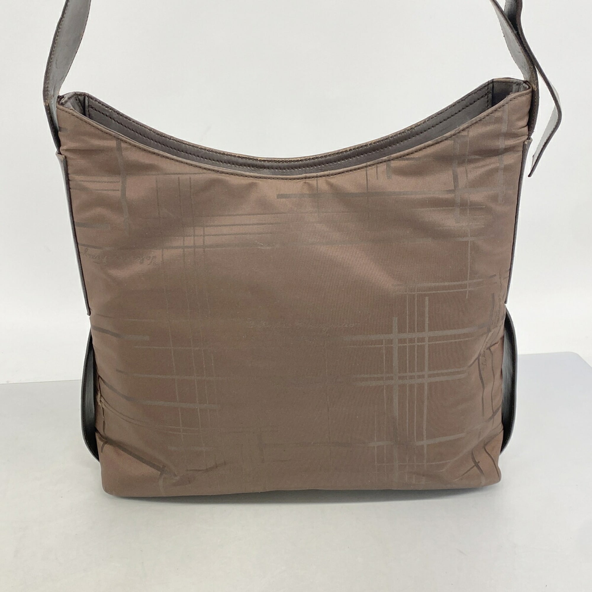 Salvatore Ferragamo Dark Brown Nylon Shoulder Bag (Pre-Owned)