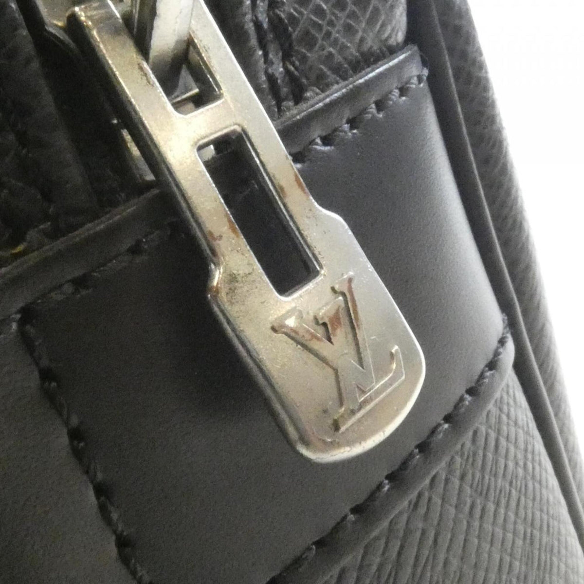 Louis Vuitton Ardoise Leather Shoulder Bag (Pre-Owned)
