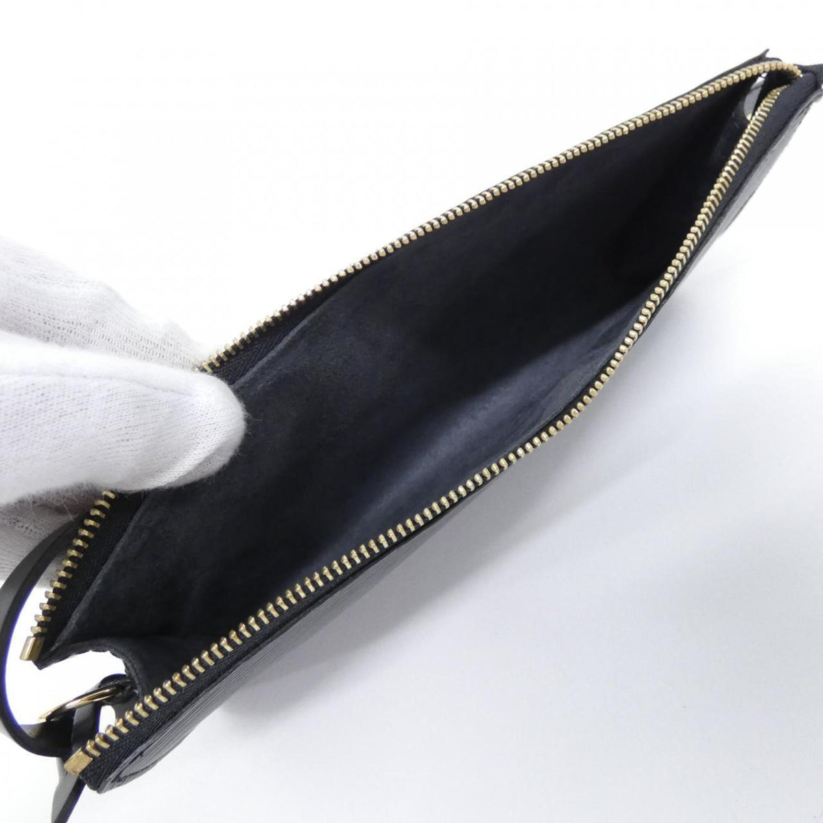 Louis Vuitton Epi Black Leather Pochette Pouch (Pre-Owned)