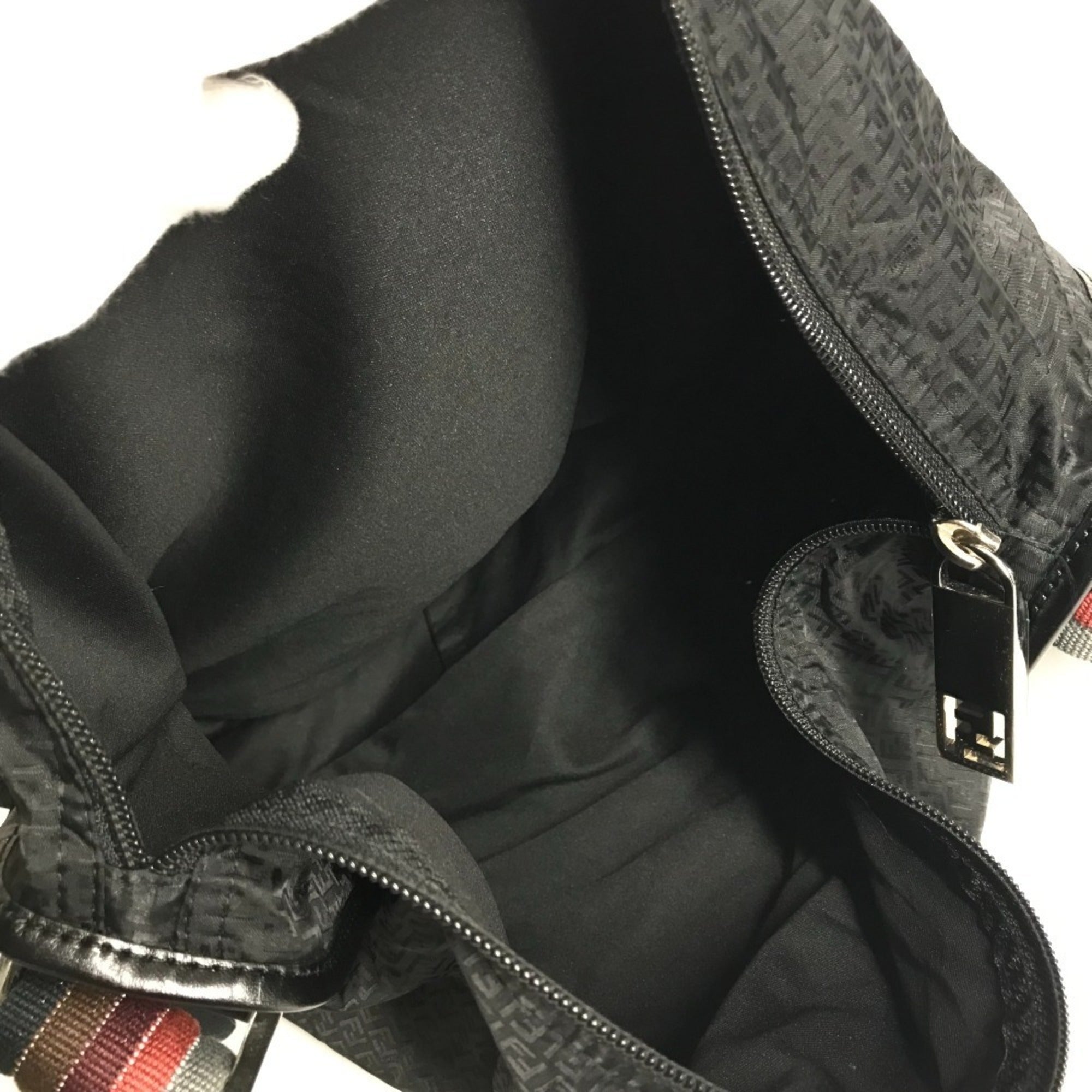 Fendi Black Leather Nylon Shoulder Bag (Pre-Owned)