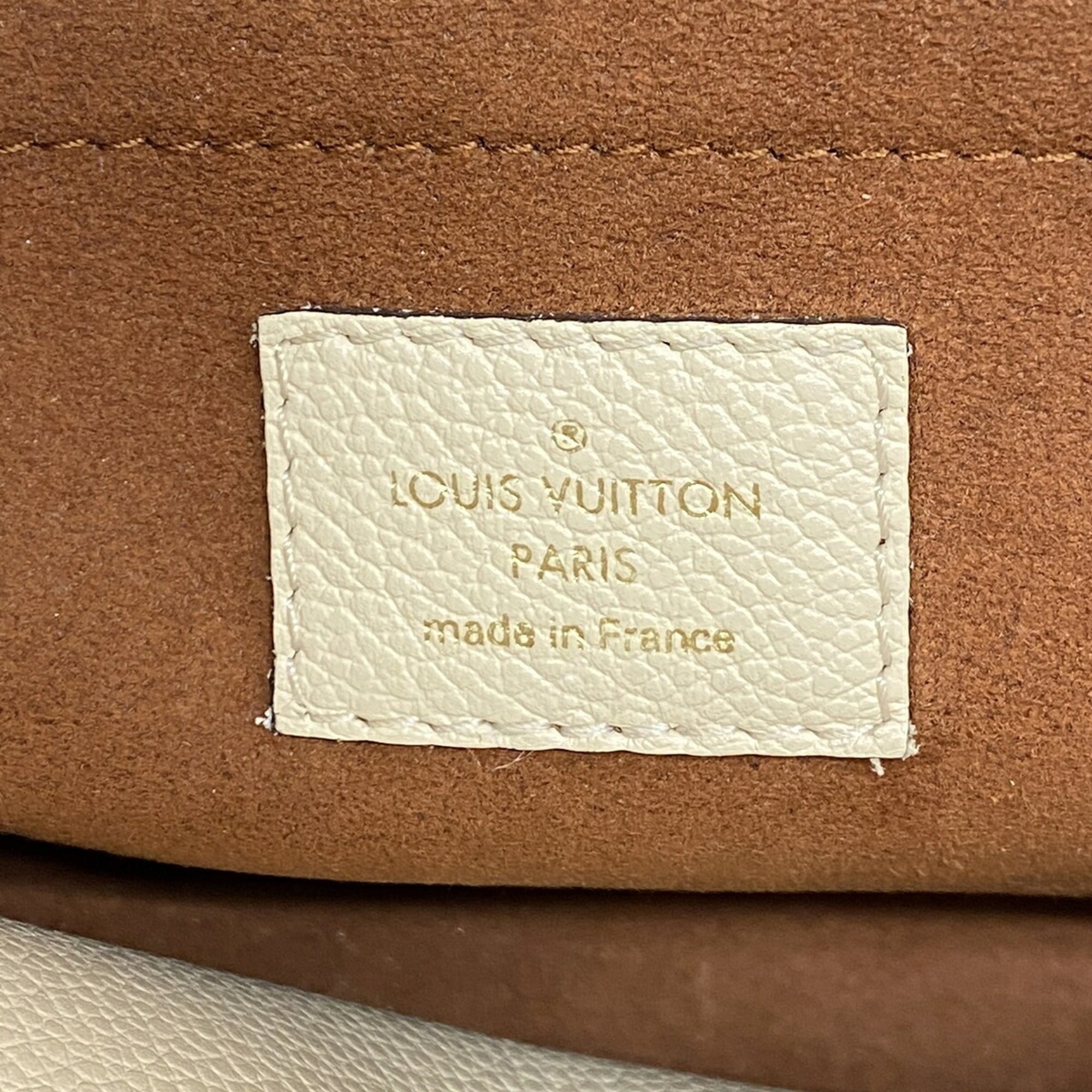 Louis Vuitton Cream Handbag (Pre-Owned)