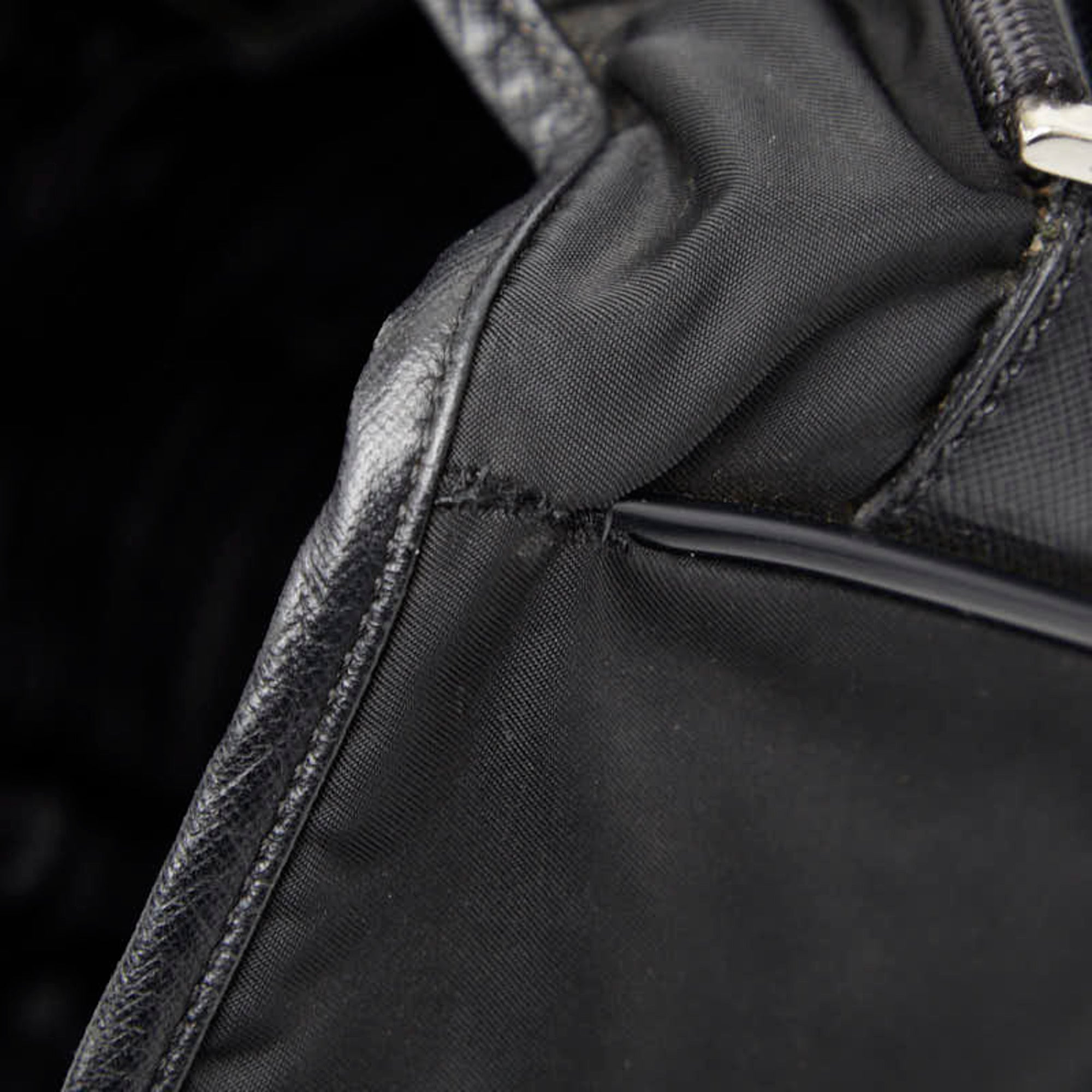Prada Black Nylon Leather Shoulder Bag (Pre-Owned)