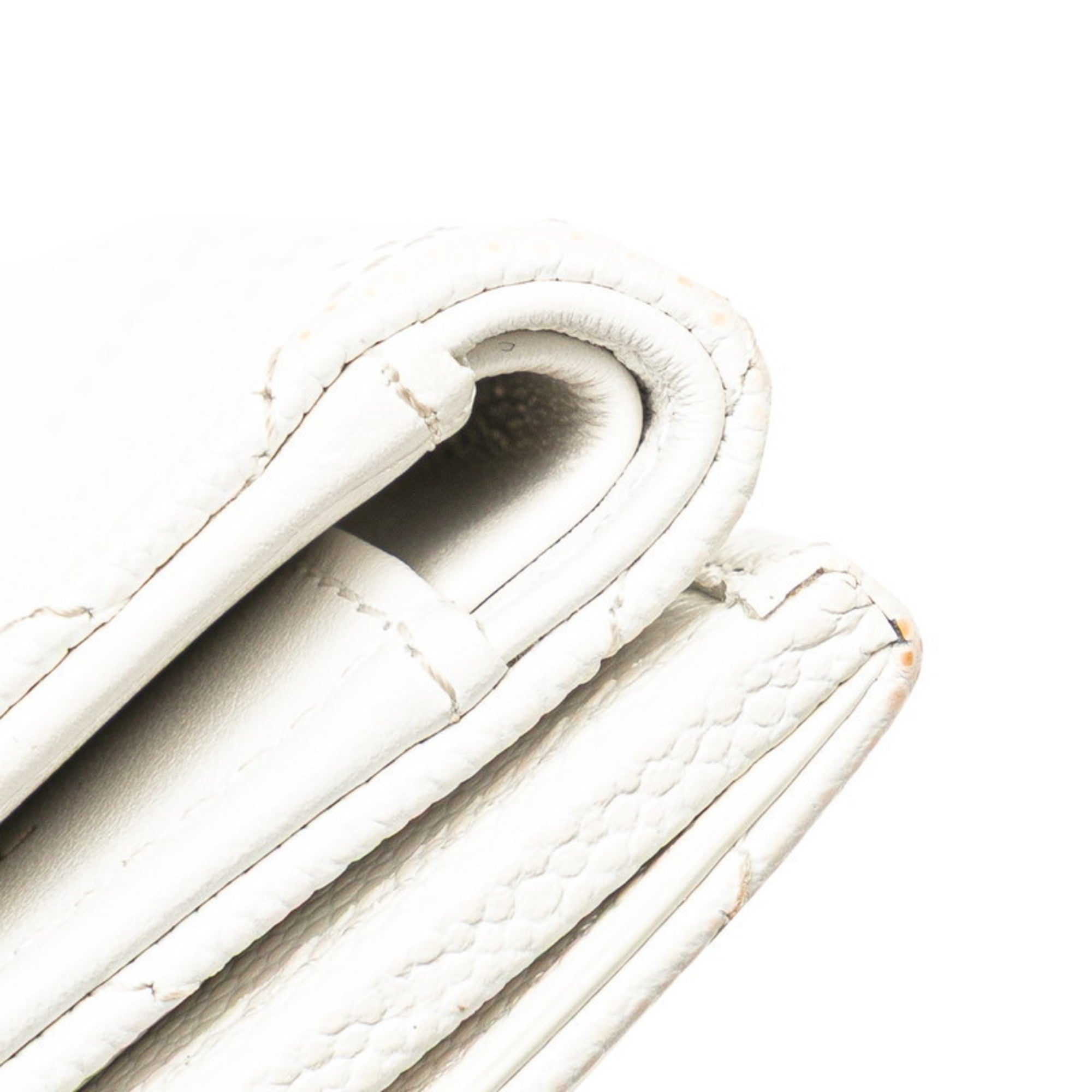 Chanel Matelasse White Grained Calfskin Wallet (Tri-Fold) (Pre-Owned)