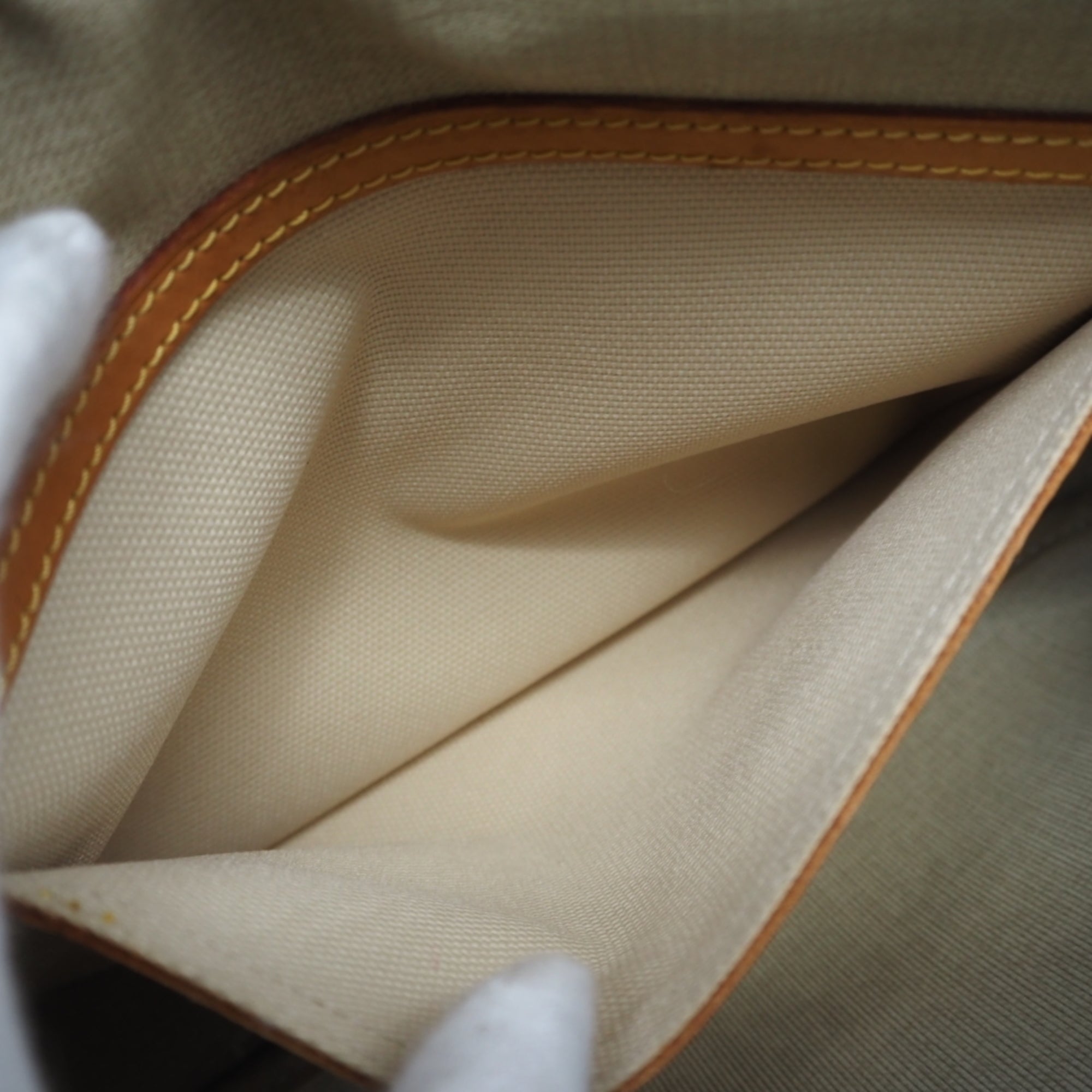 Louis Vuitton Brown Coated Canvas Leather Shoulder Bag (Pre-Owned)