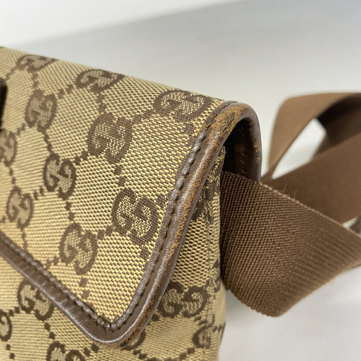 Gucci Brown Canvas Fanny Pack (Pre-Owned)