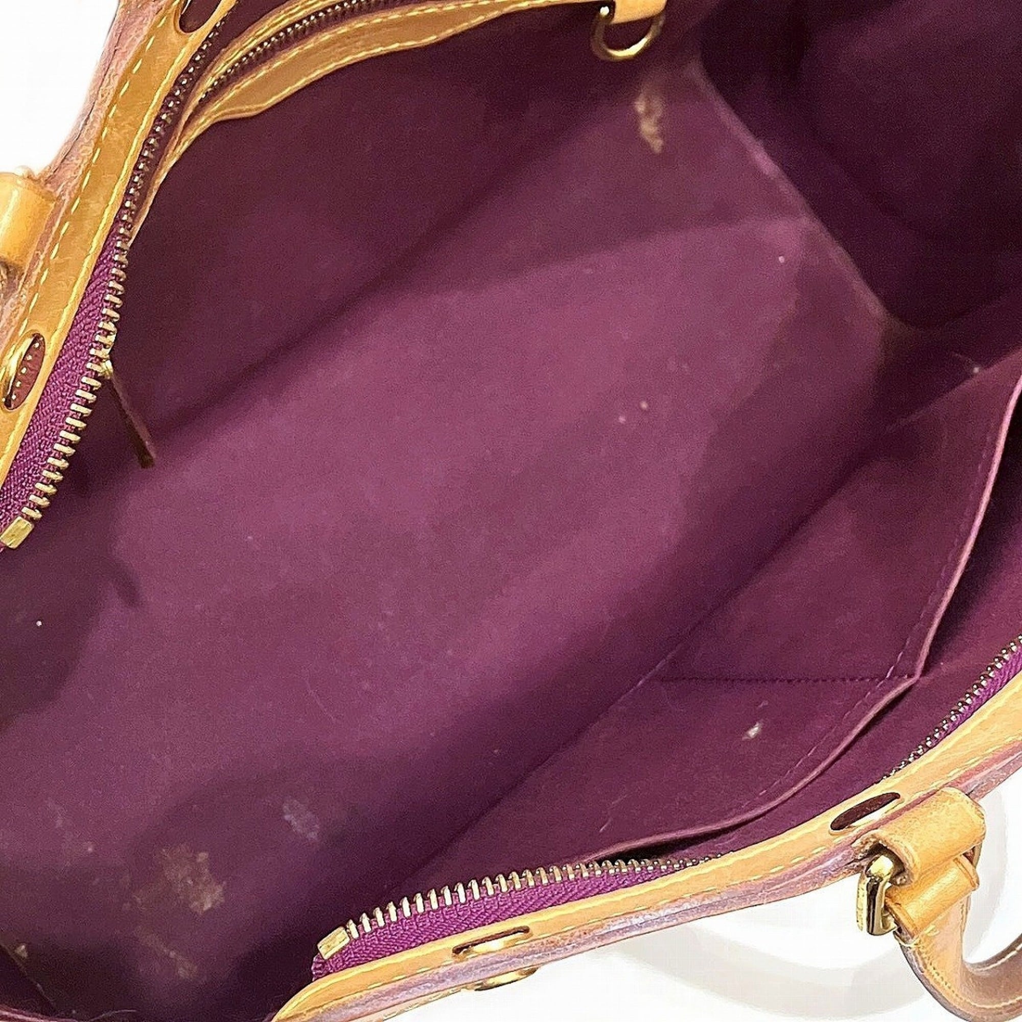 Louis Vuitton Red Color Wine Vernis Leather Handbag (Pre-Owned)