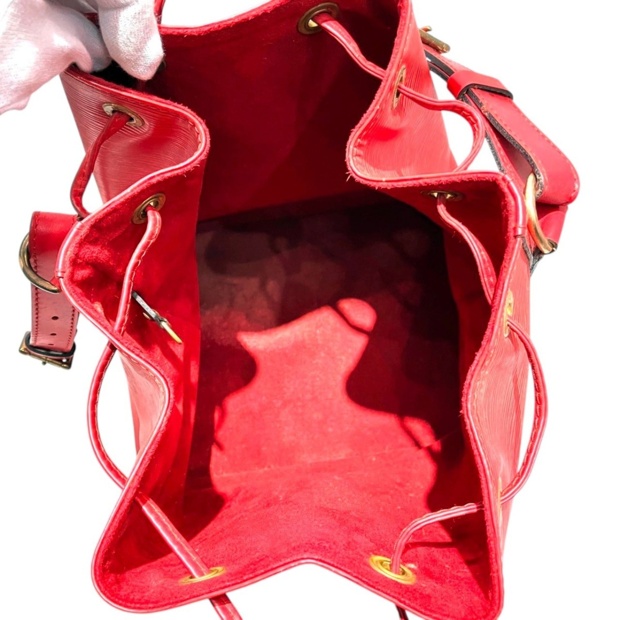 Louis Vuitton Epi Castilian Red Epi Leather Shoulder Bag (Pre-Owned)