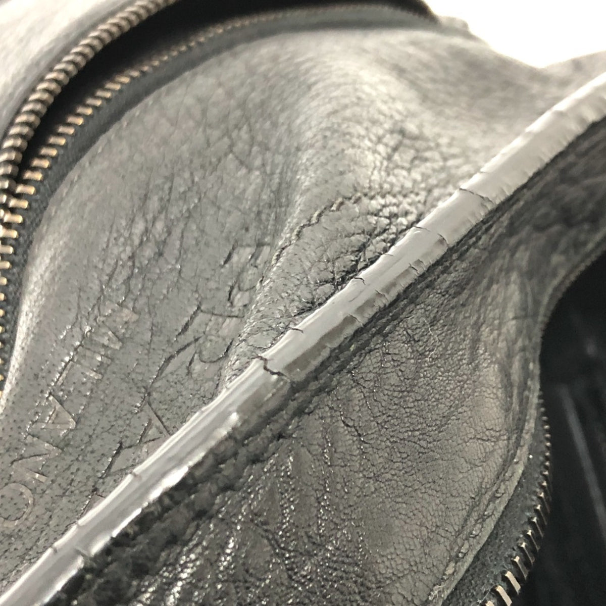 Prada Black Leather Shoulder Bag (Pre-Owned)