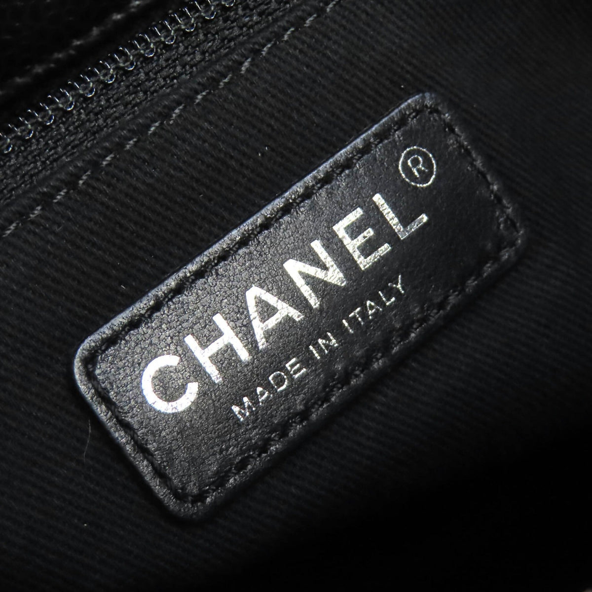 Chanel Matelasse Black Grained Calfskin Tote Bag (Pre-Owned)