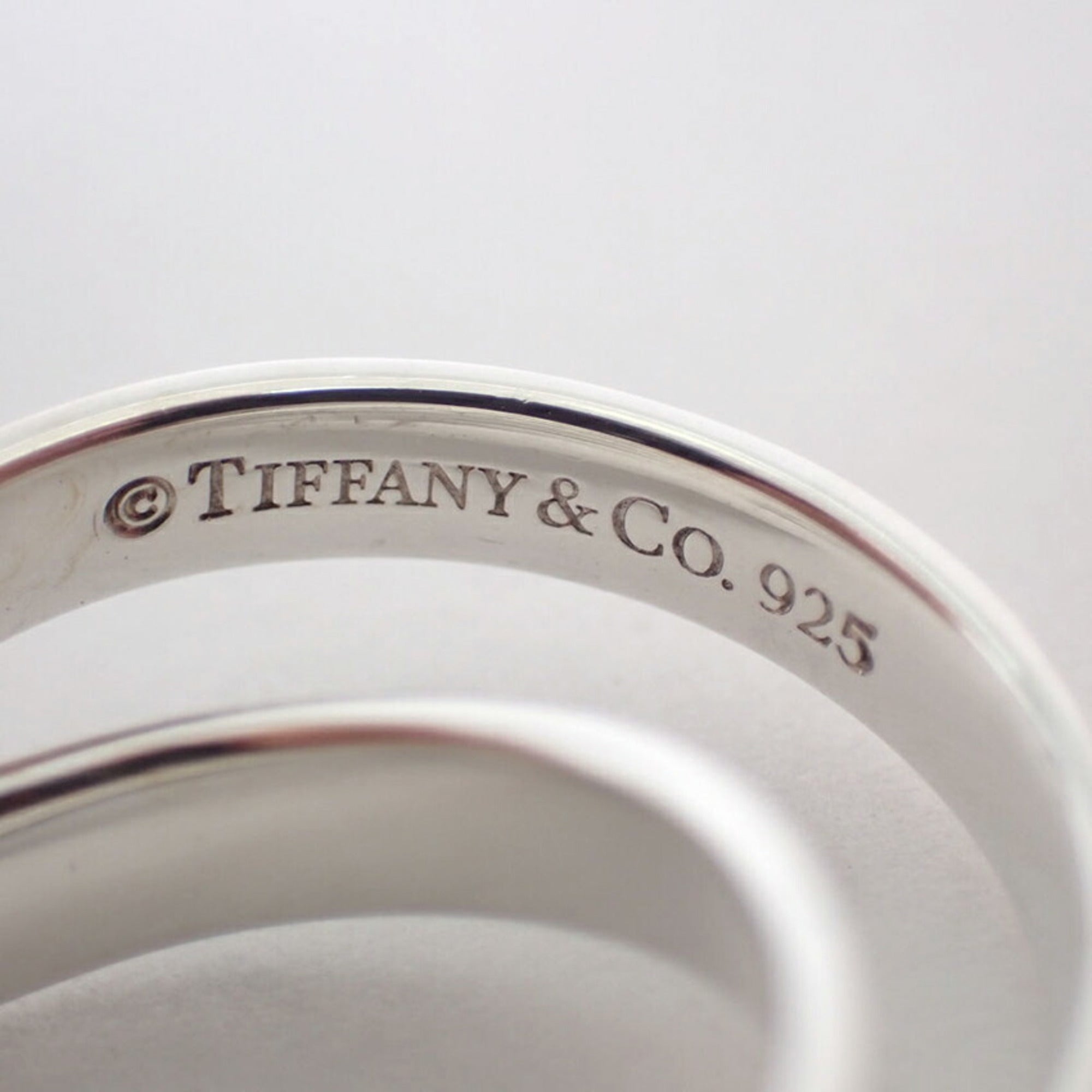 Tiffany Silver Sterling Silver 925 Band Ring (Pre-Owned)