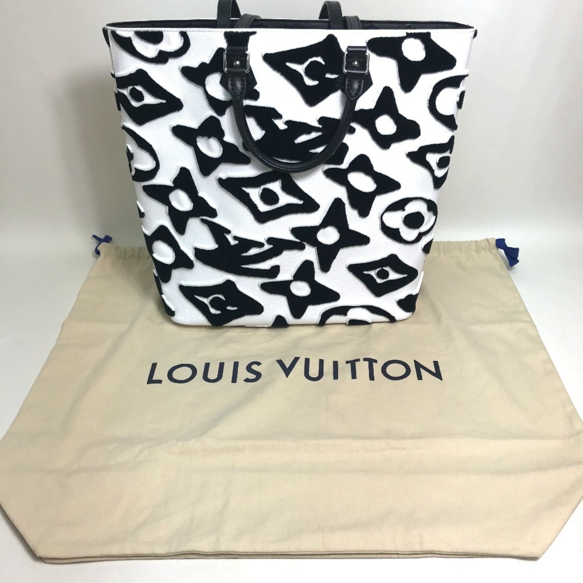 Louis Vuitton Black White Coated Canvas Handbag Tote Bag (Pre-Owned)