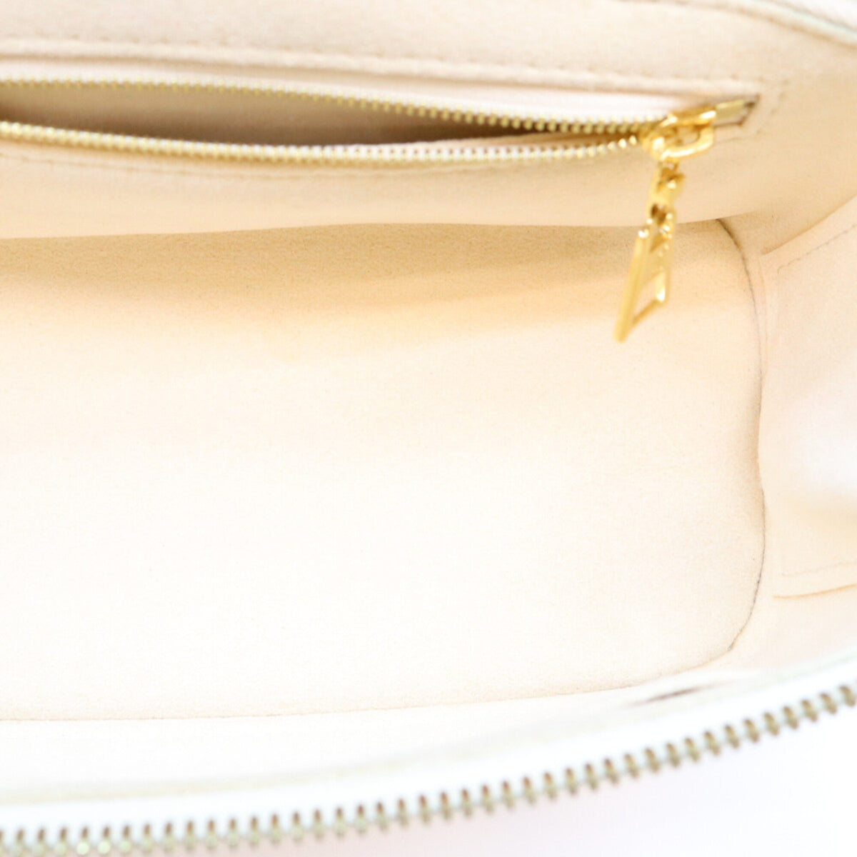 Louis Vuitton Beige Monogram Empreinte Shoulder Bag (Pre-Owned)